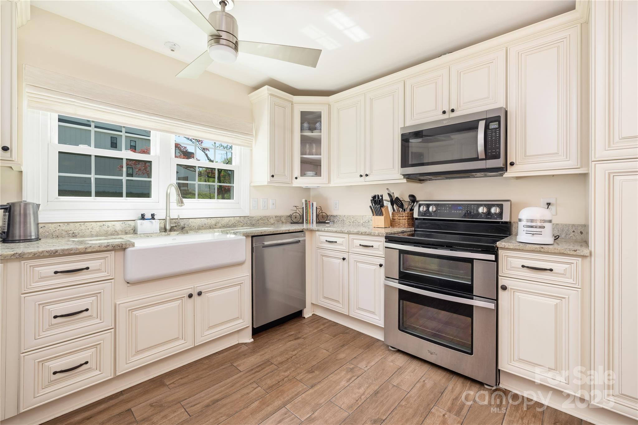5431 Park Road — Charlotte