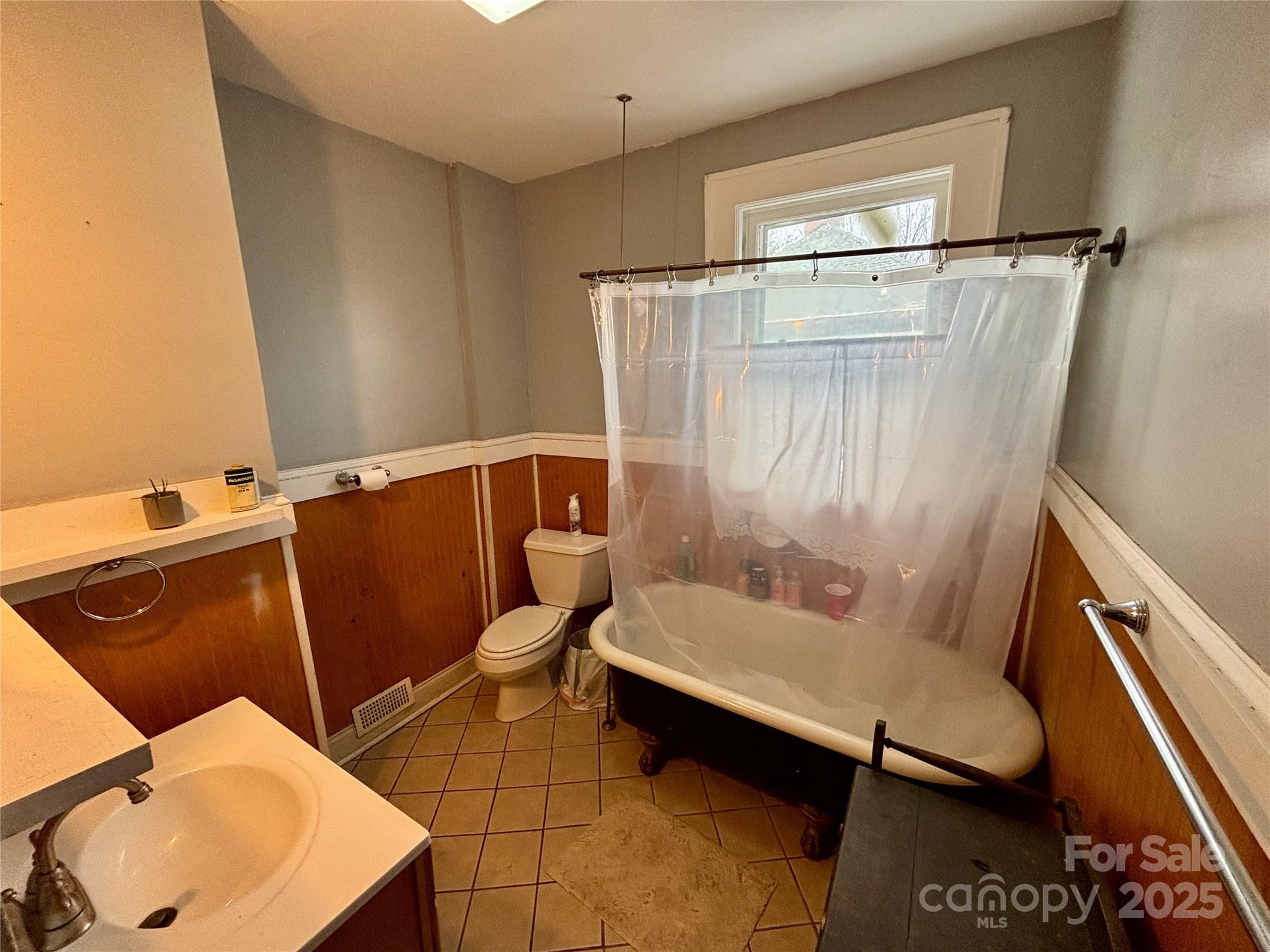 176 S French Broad Avenue — Asheville