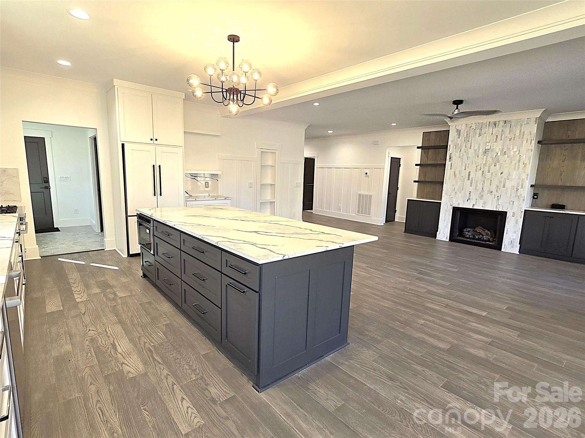 496 19th Avenue Circle NW — Hickory