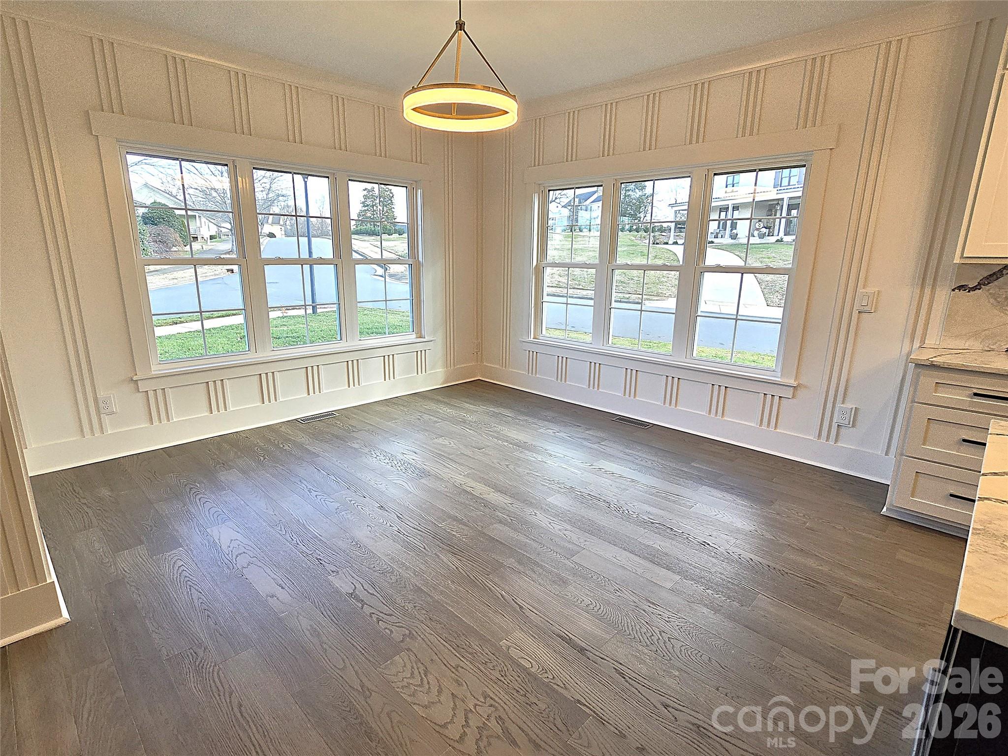 496 19th Avenue Circle NW — Hickory