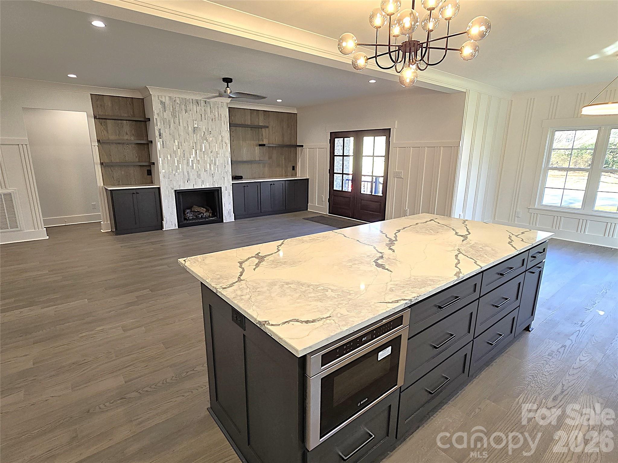 496 19th Avenue Circle NW — Hickory