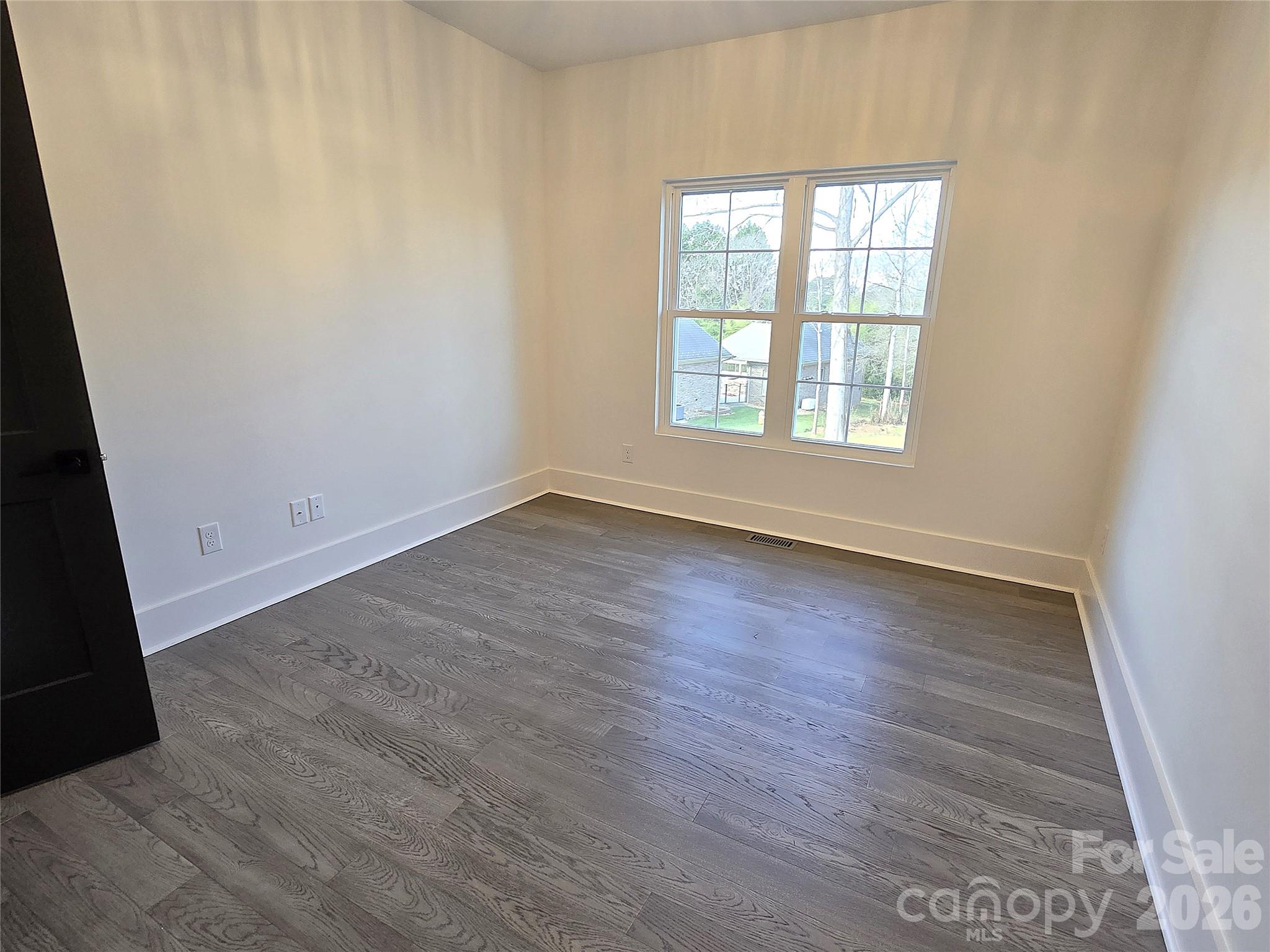 496 19th Avenue Circle NW — Hickory
