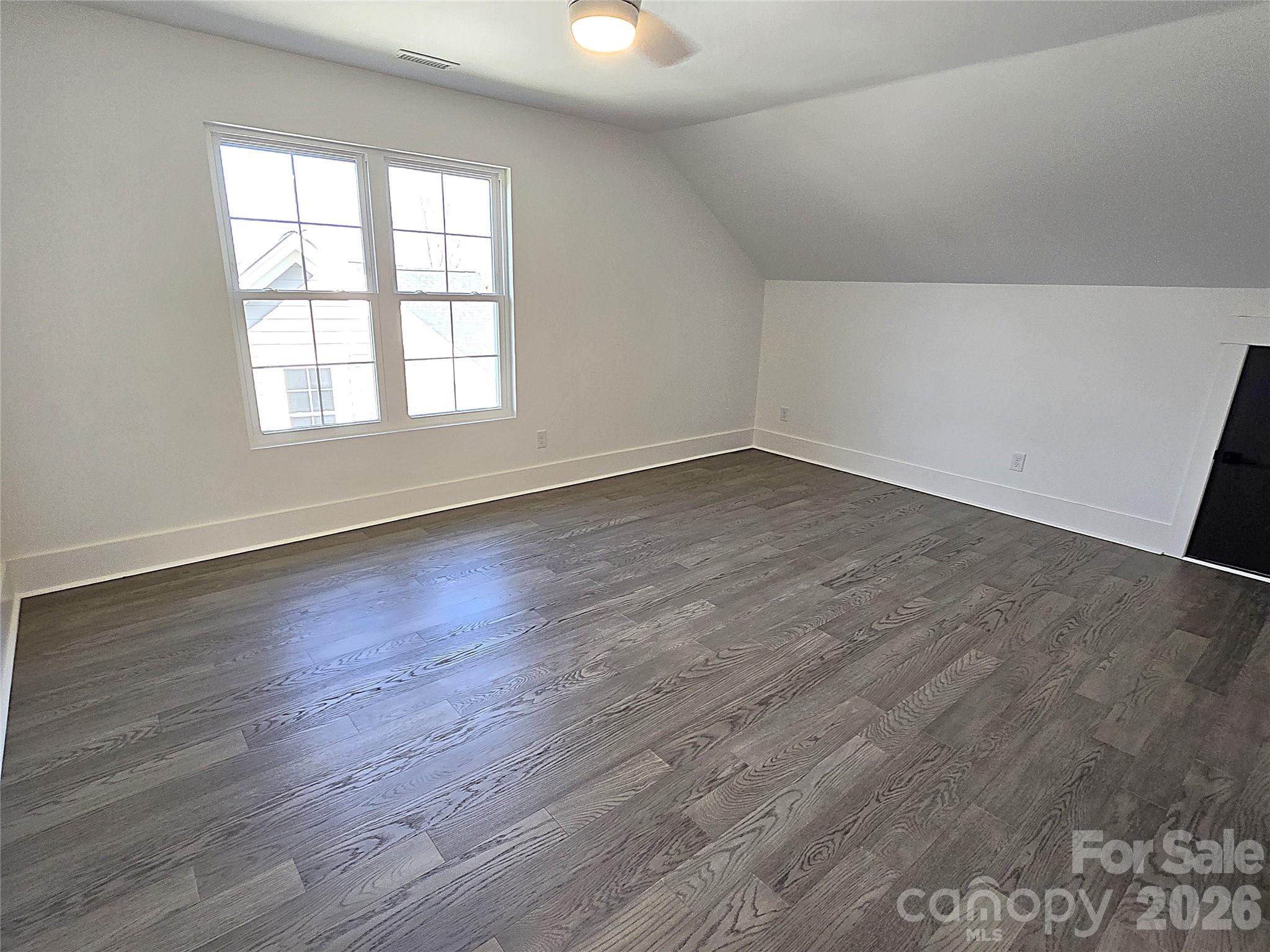 496 19th Avenue Circle NW — Hickory