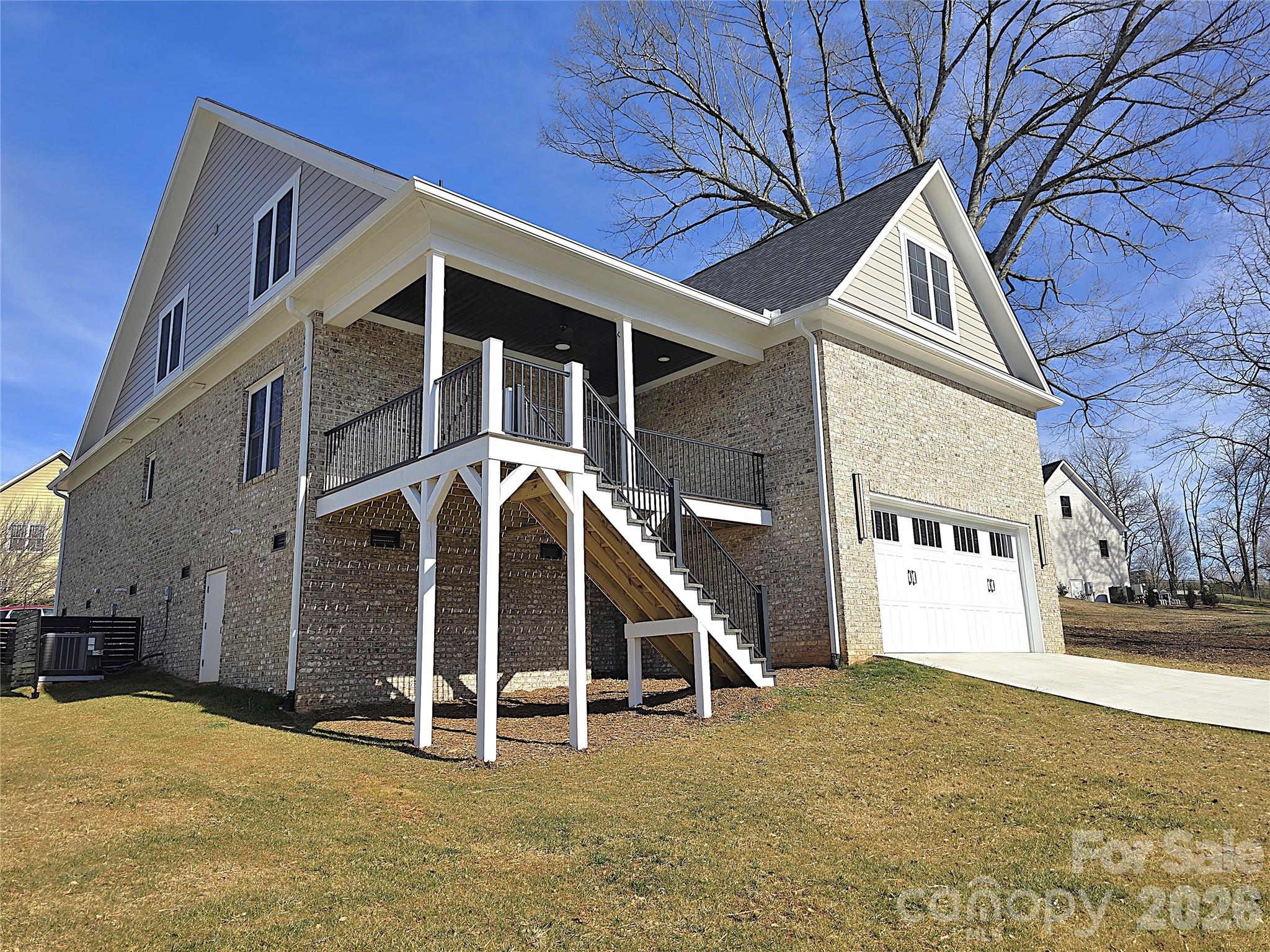 496 19th Avenue Circle NW — Hickory
