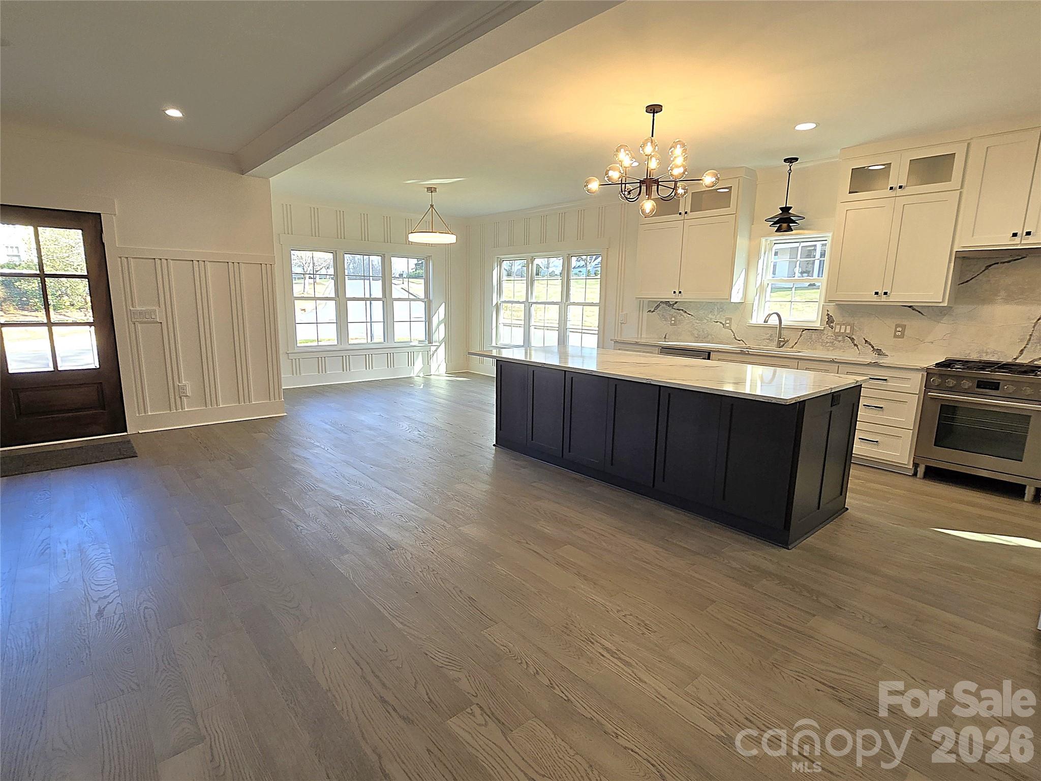 496 19th Avenue Circle NW — Hickory