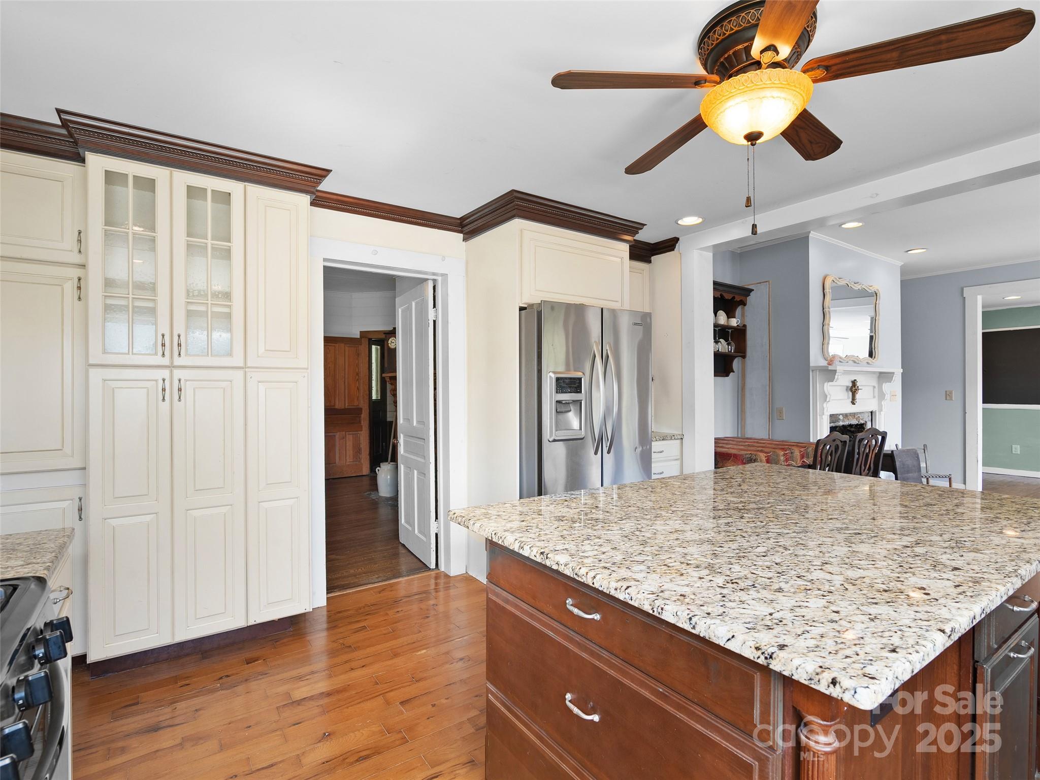 4912 Pigeon Road — Waynesville