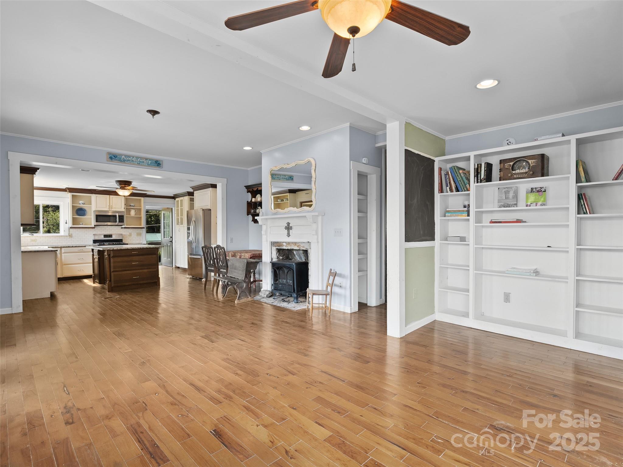 4912 Pigeon Road — Waynesville