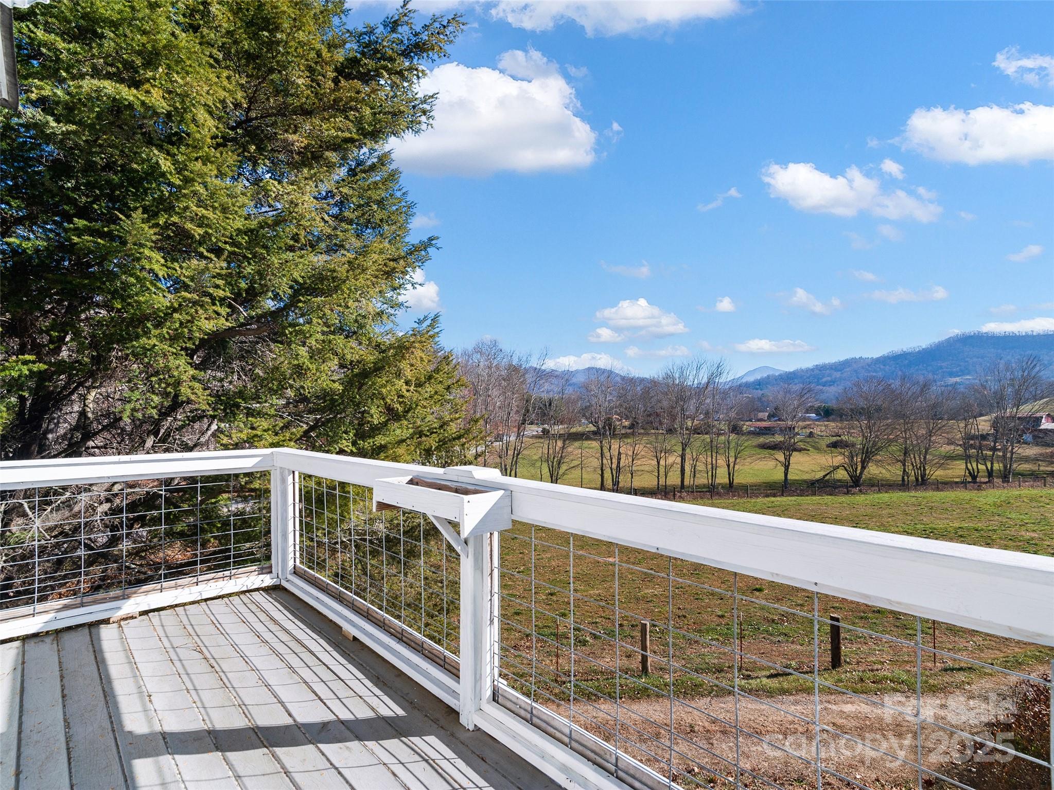 4912 Pigeon Road — Waynesville