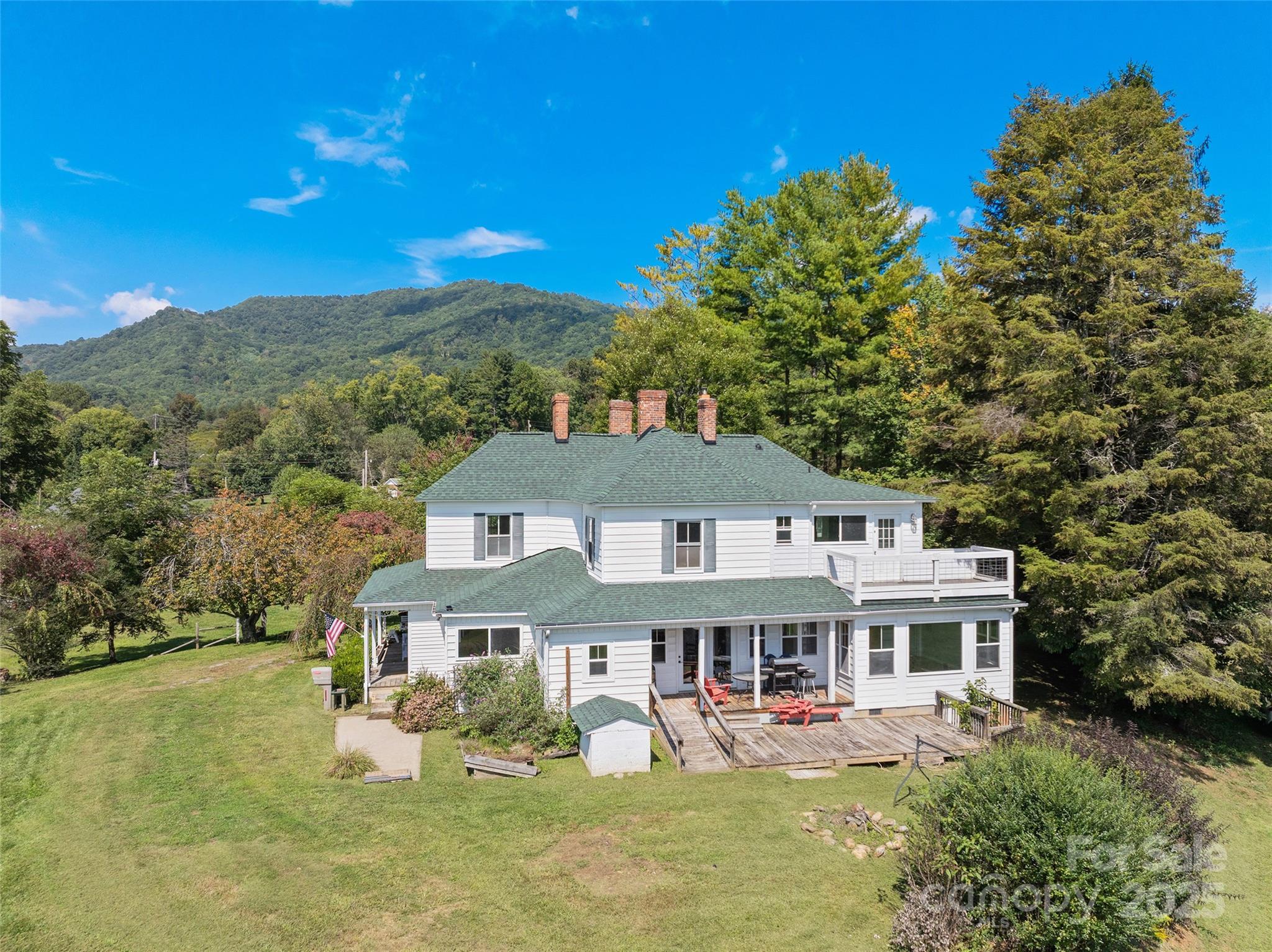 4912 Pigeon Road — Waynesville