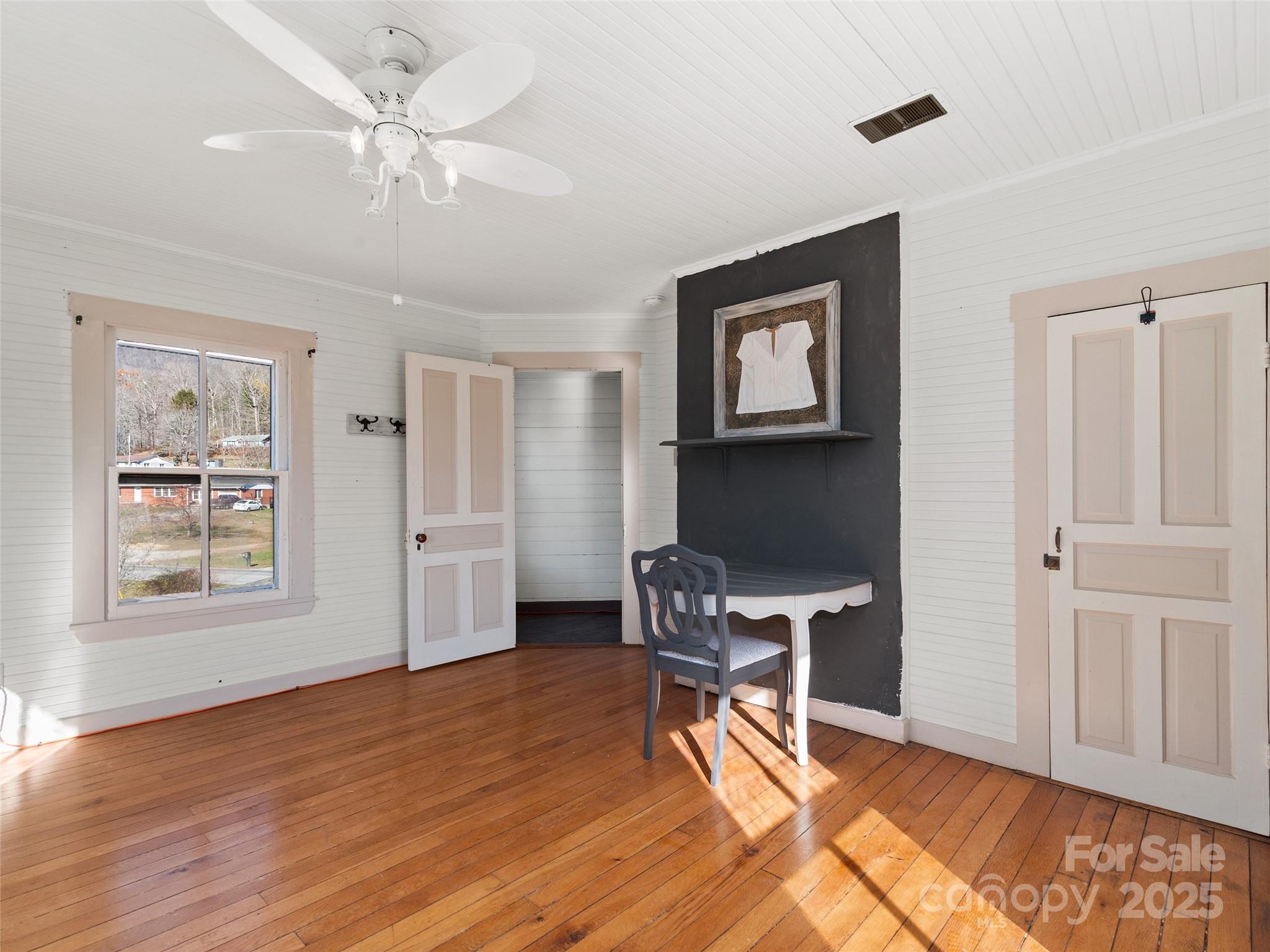 4912 Pigeon Road — Waynesville