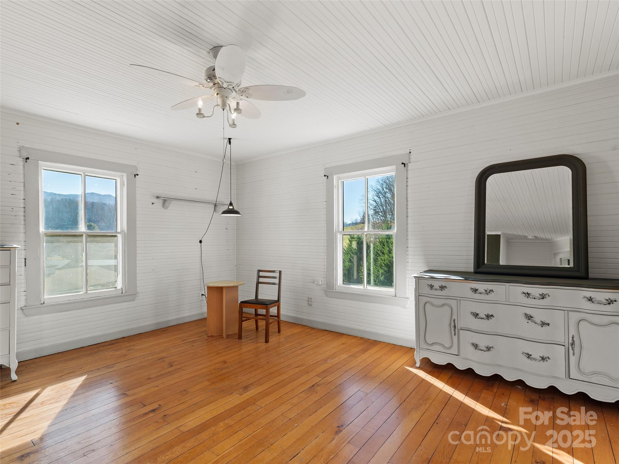 4912 Pigeon Road — Waynesville