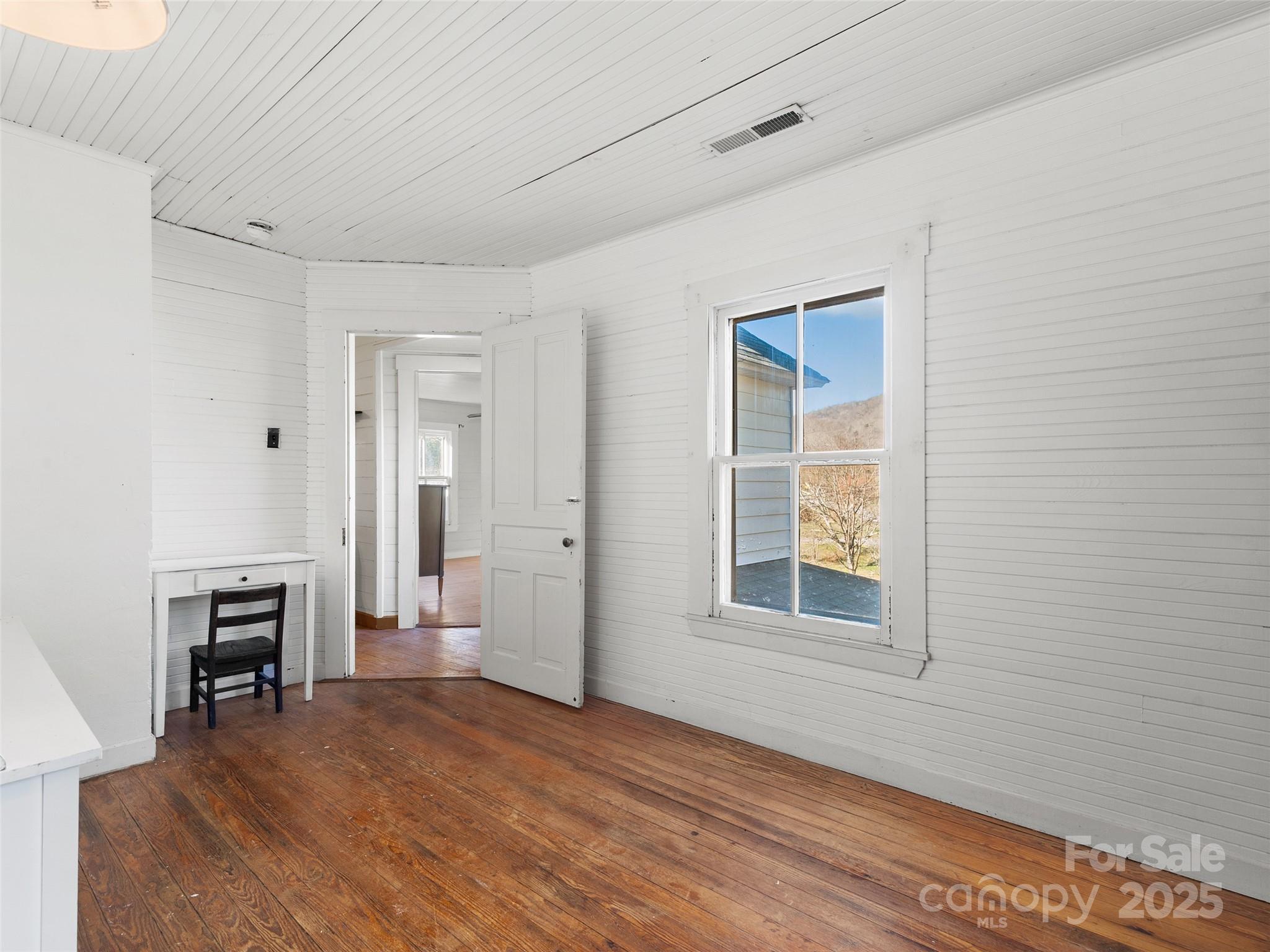 4912 Pigeon Road — Waynesville