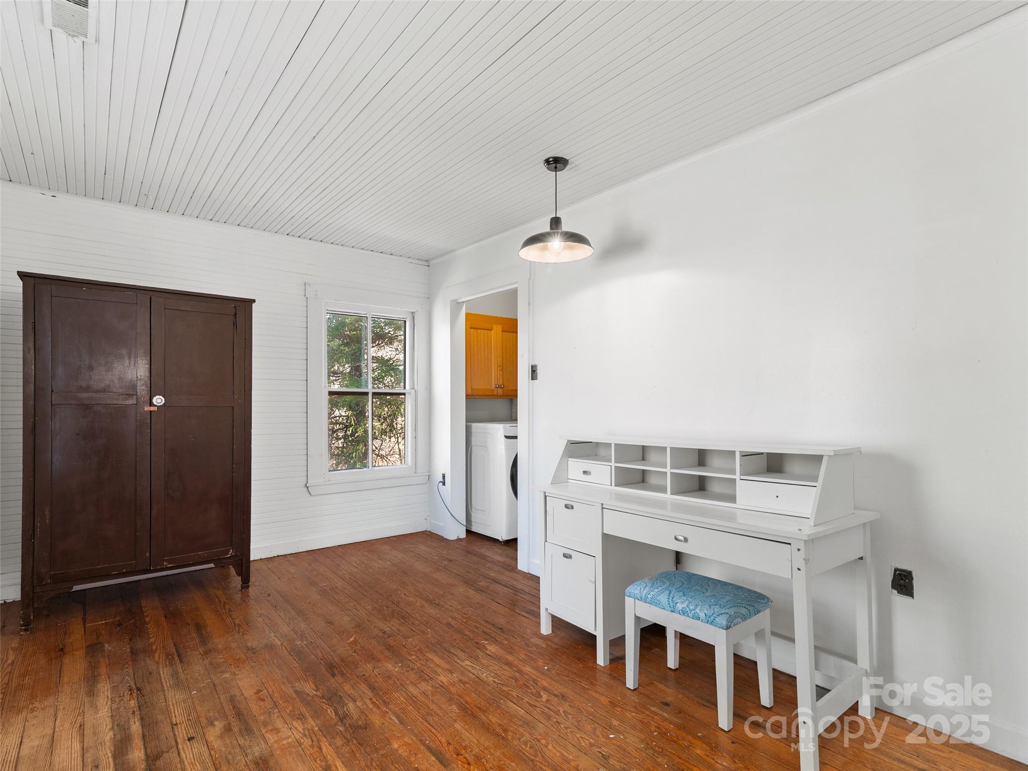 4912 Pigeon Road — Waynesville
