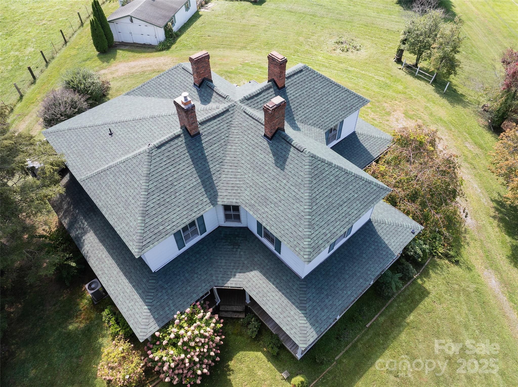 4912 Pigeon Road — Waynesville