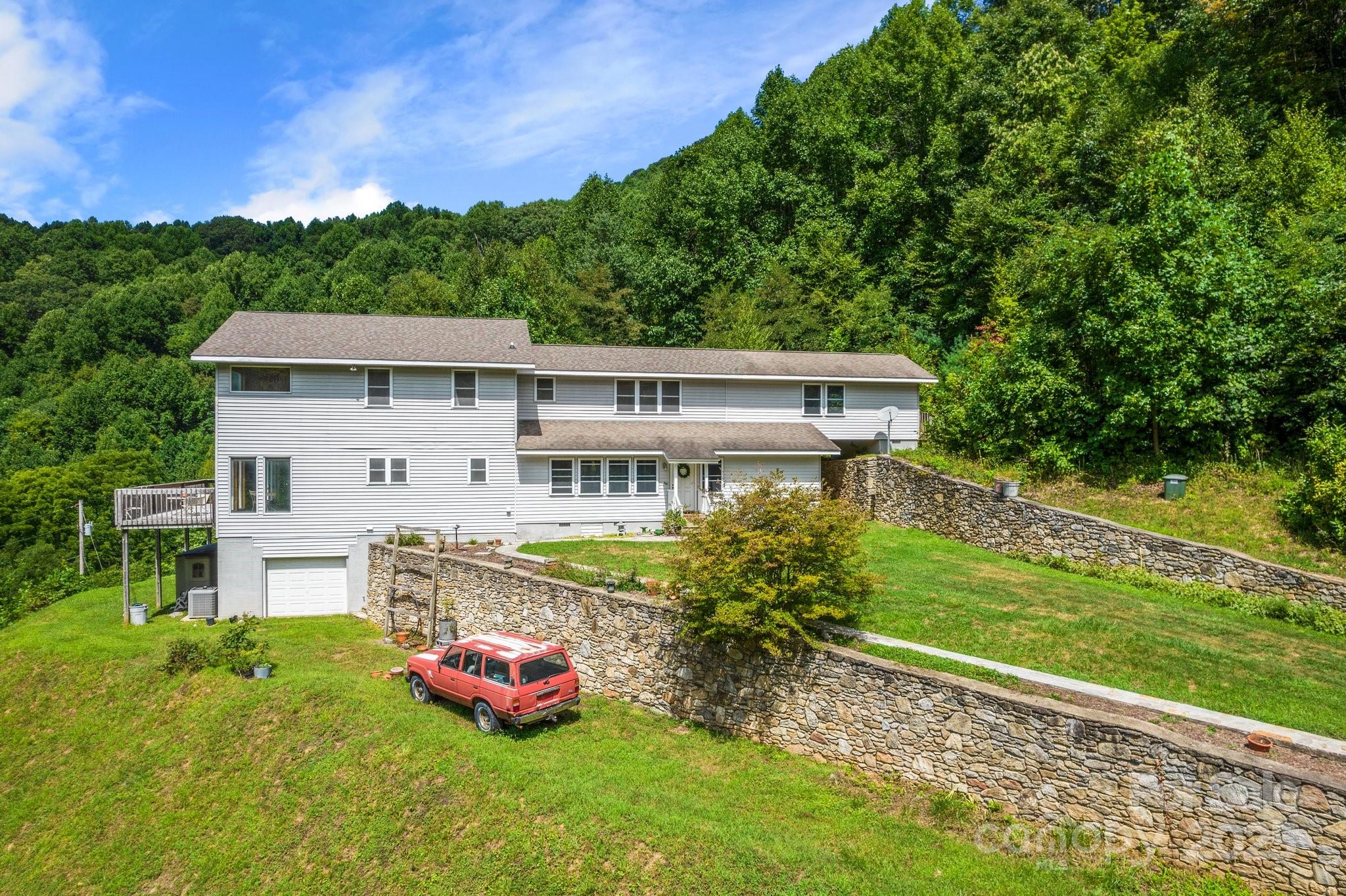 505 Old Home Place Drive — Marshall