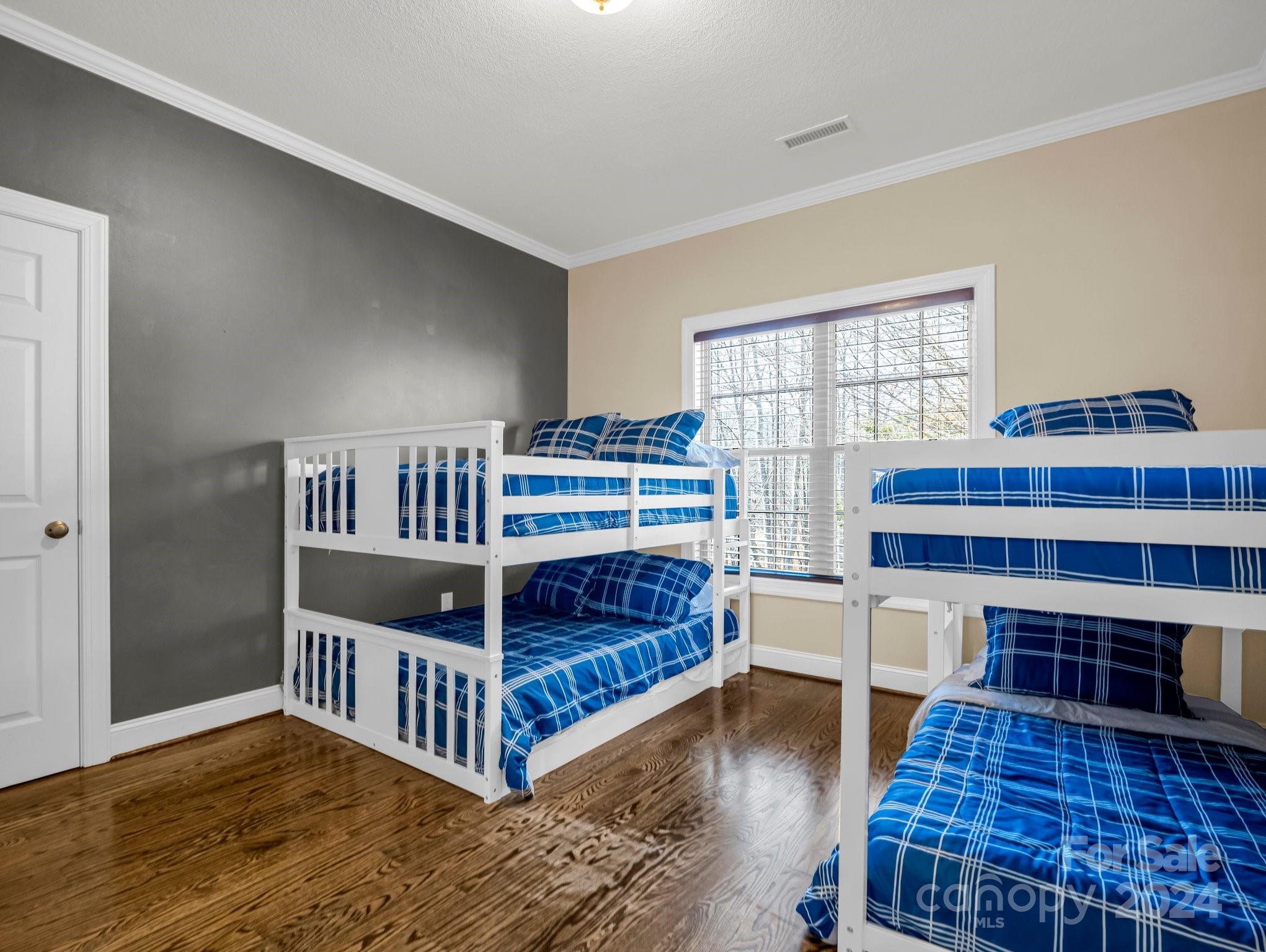 148 Courtland Court — Lake Lure