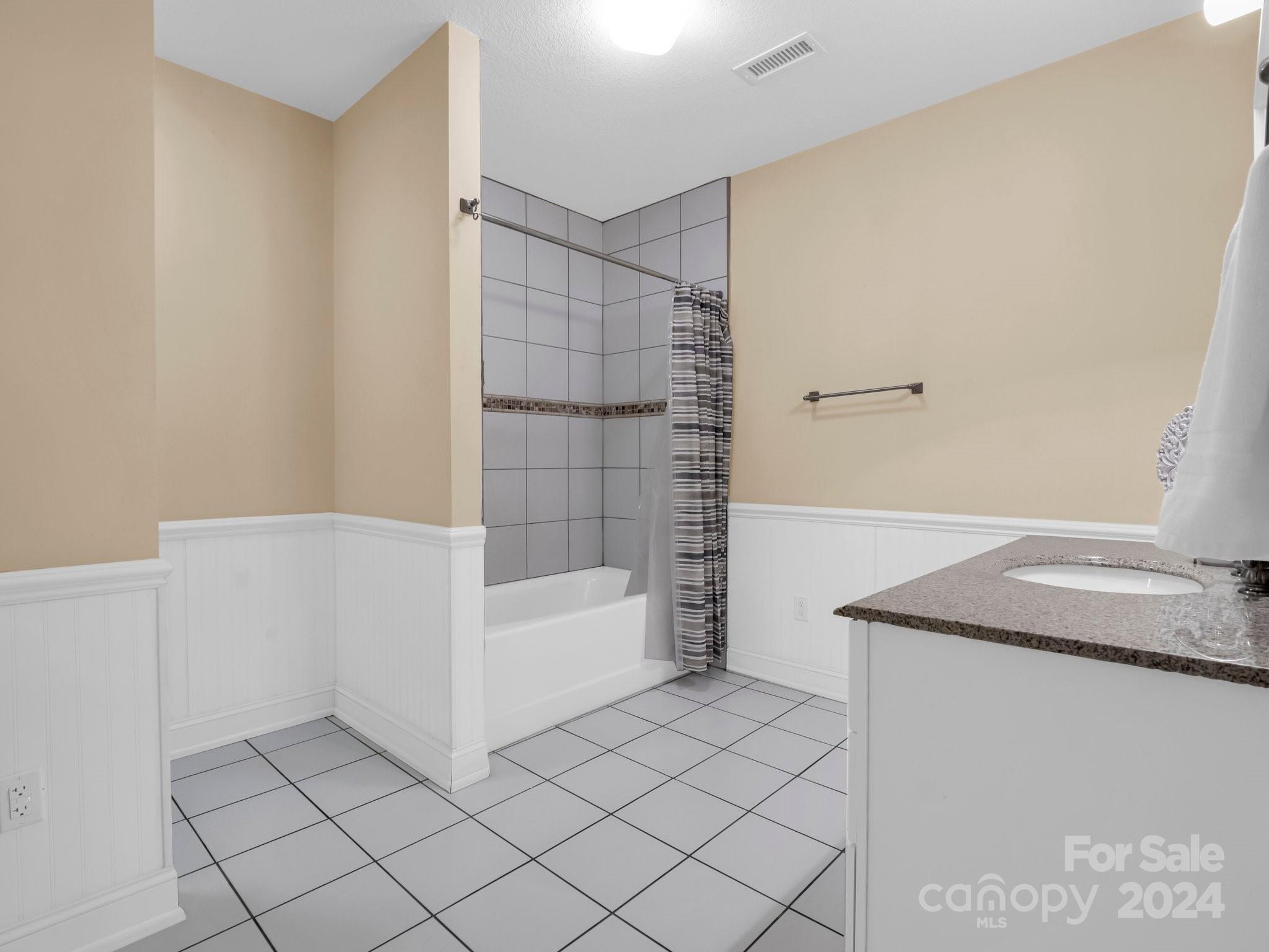 148 Courtland Court — Lake Lure