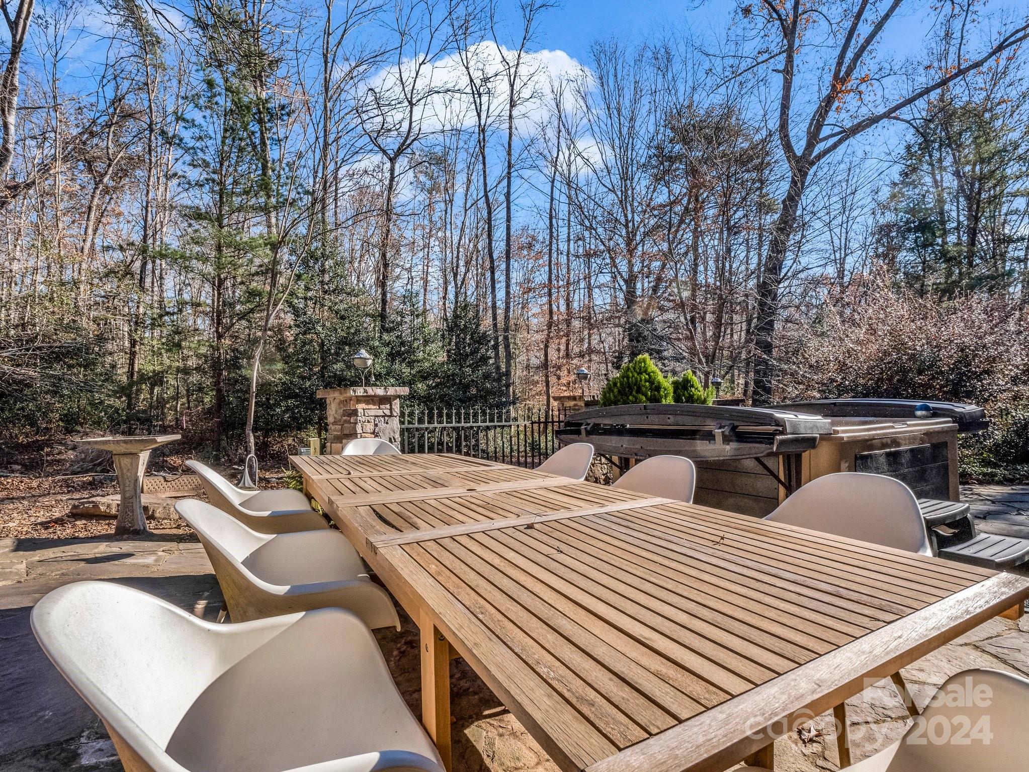 148 Courtland Court — Lake Lure