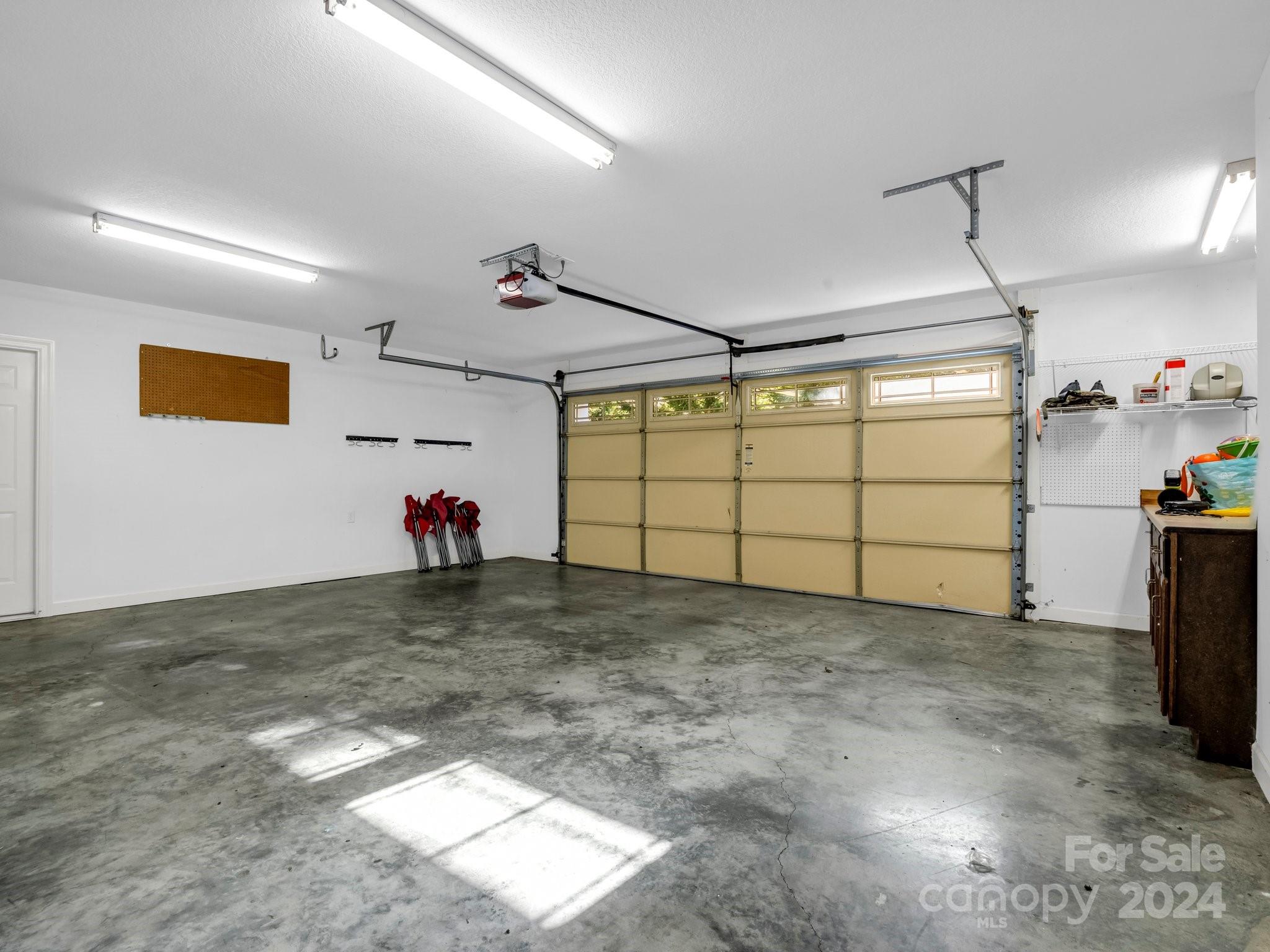 148 Courtland Court — Lake Lure