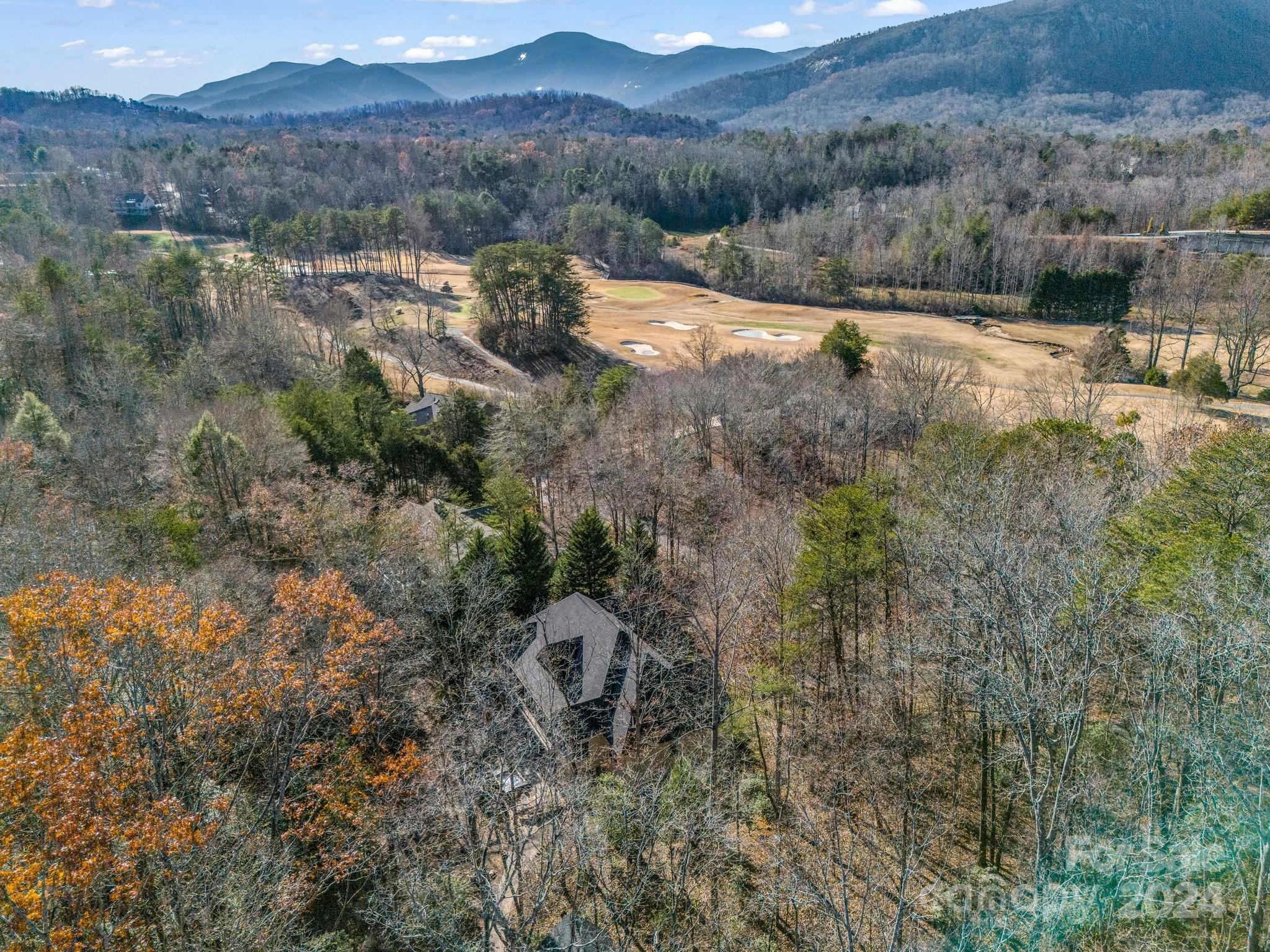 148 Courtland Court — Lake Lure