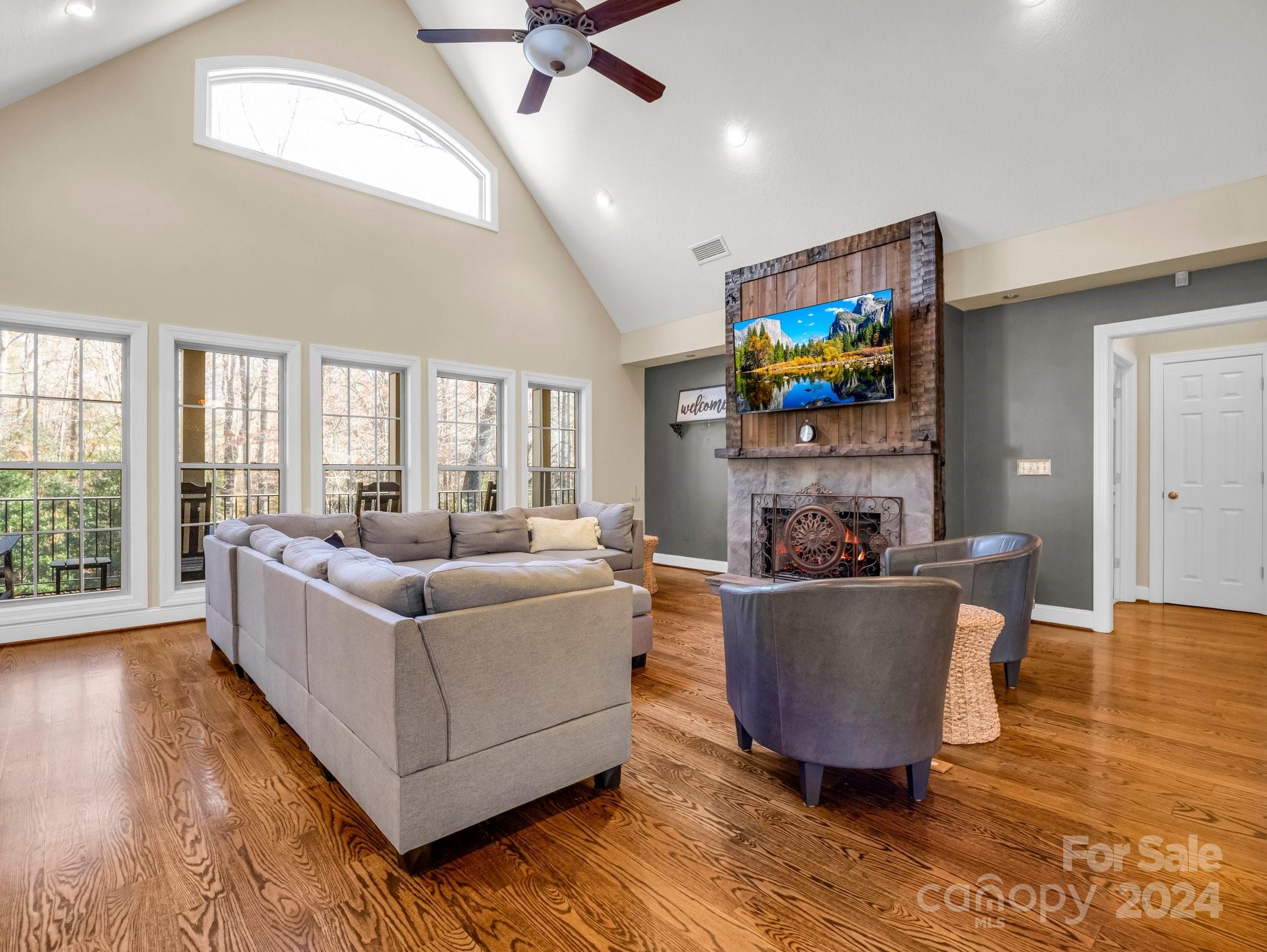148 Courtland Court — Lake Lure