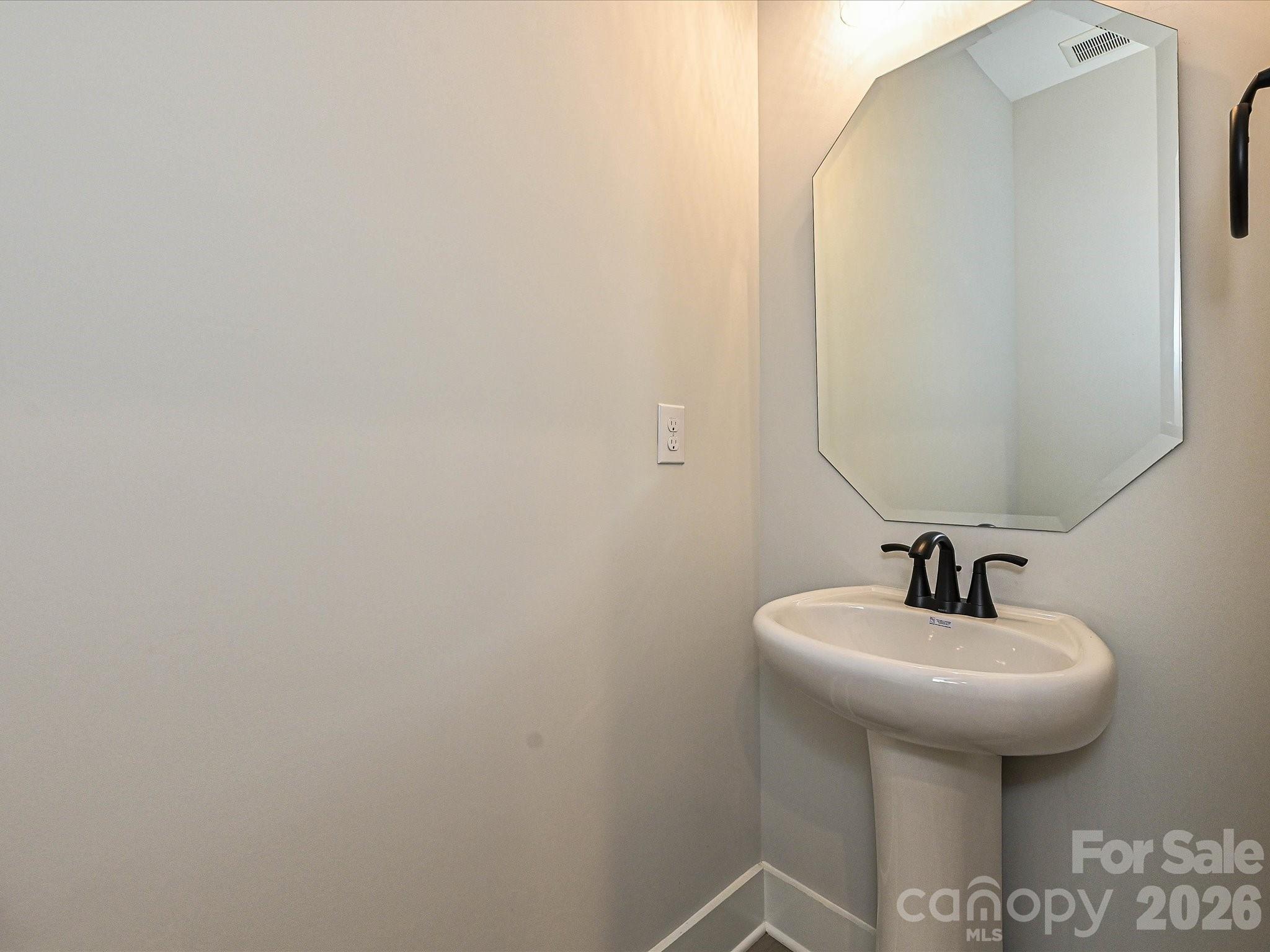 908 Callahan Street #EQX1664 — Charlotte