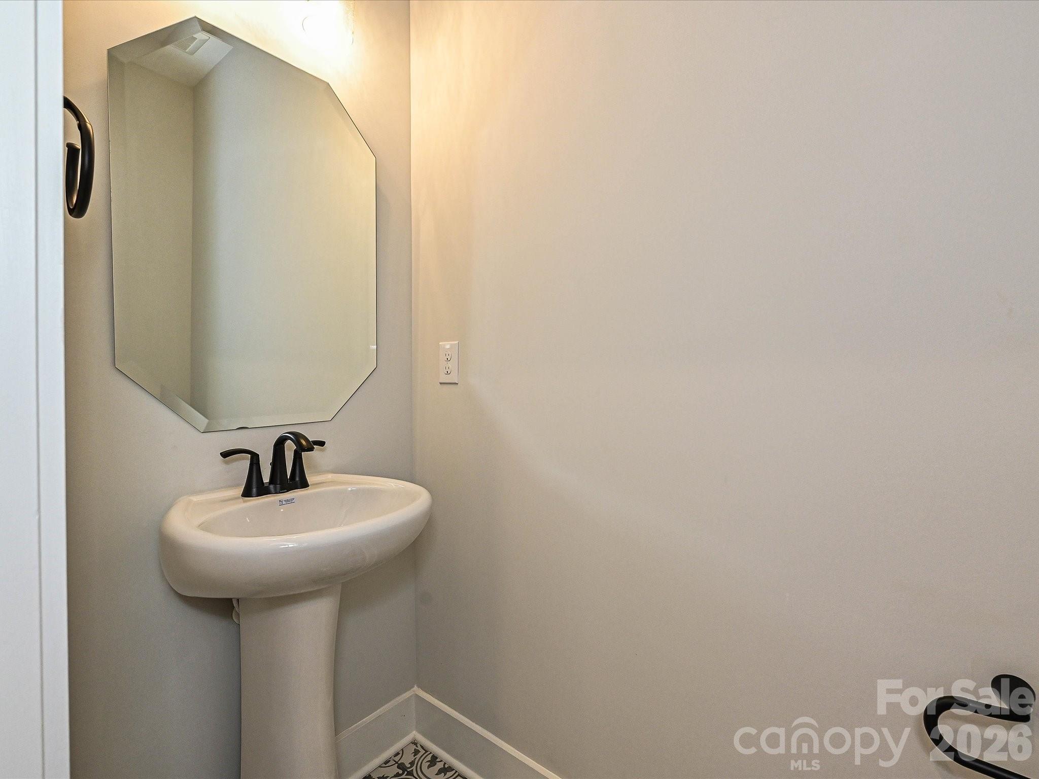 908 Callahan Street #EQX1664 — Charlotte