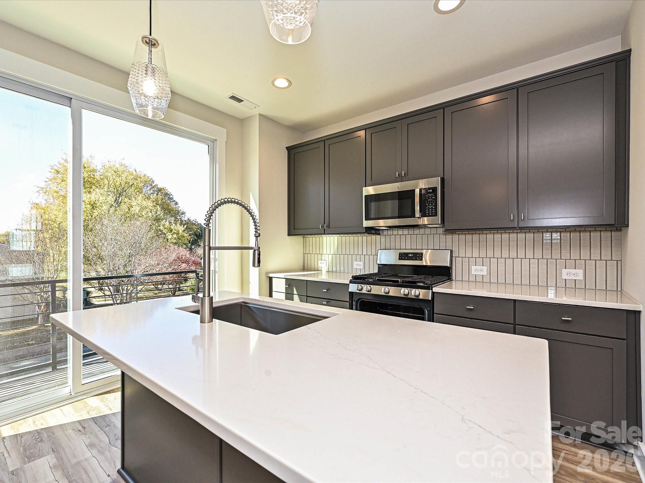 916 Callahan Street #EQX1666 — Charlotte