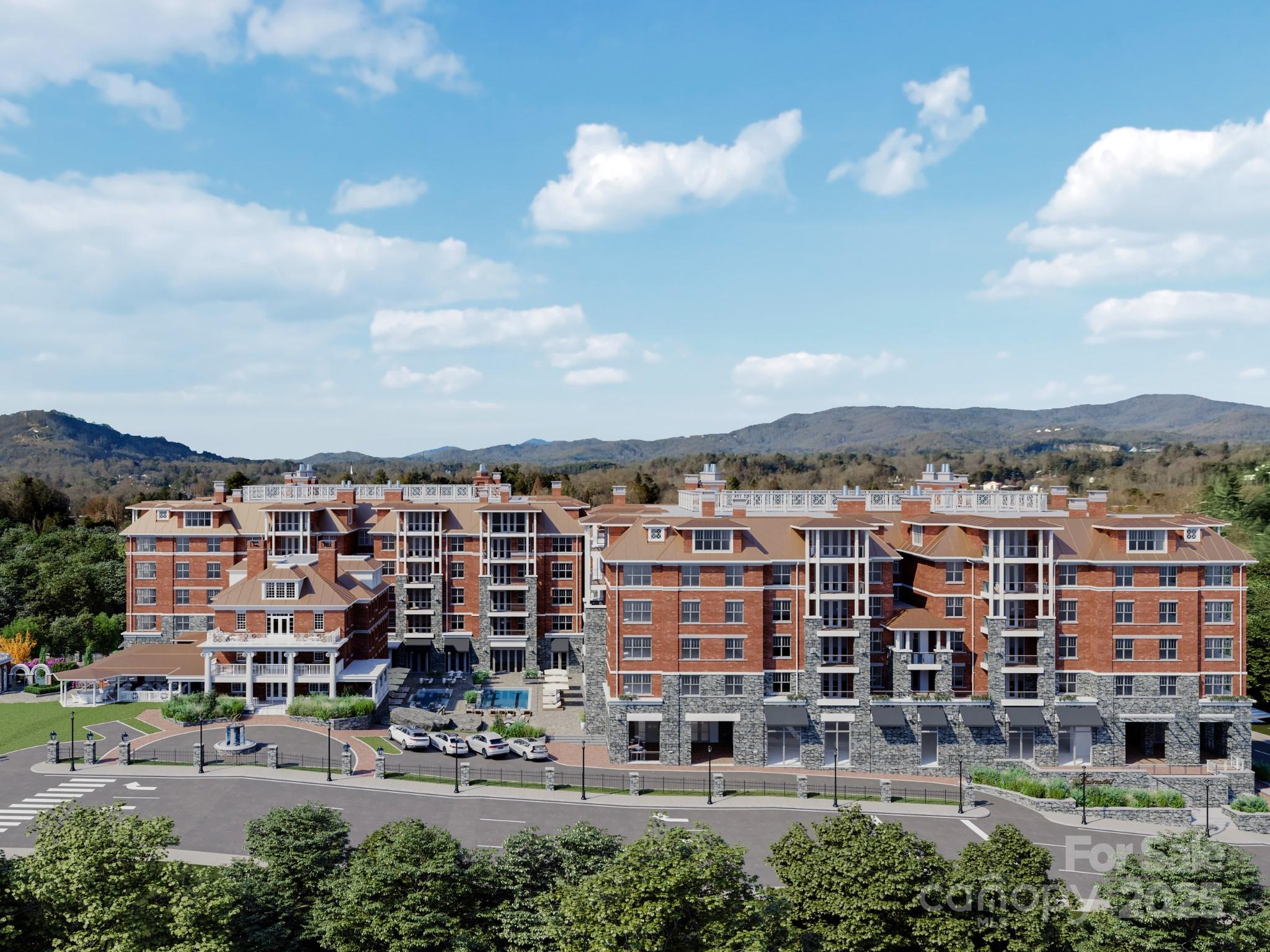 227 7th Avenue W #422 — Hendersonville