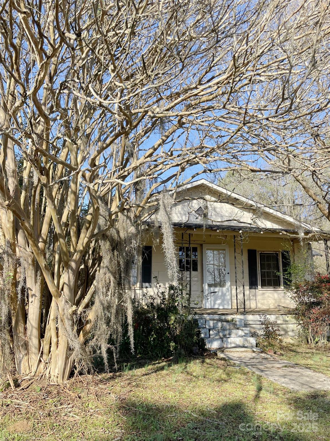 32 Tell Davidson Road — Chesterfield