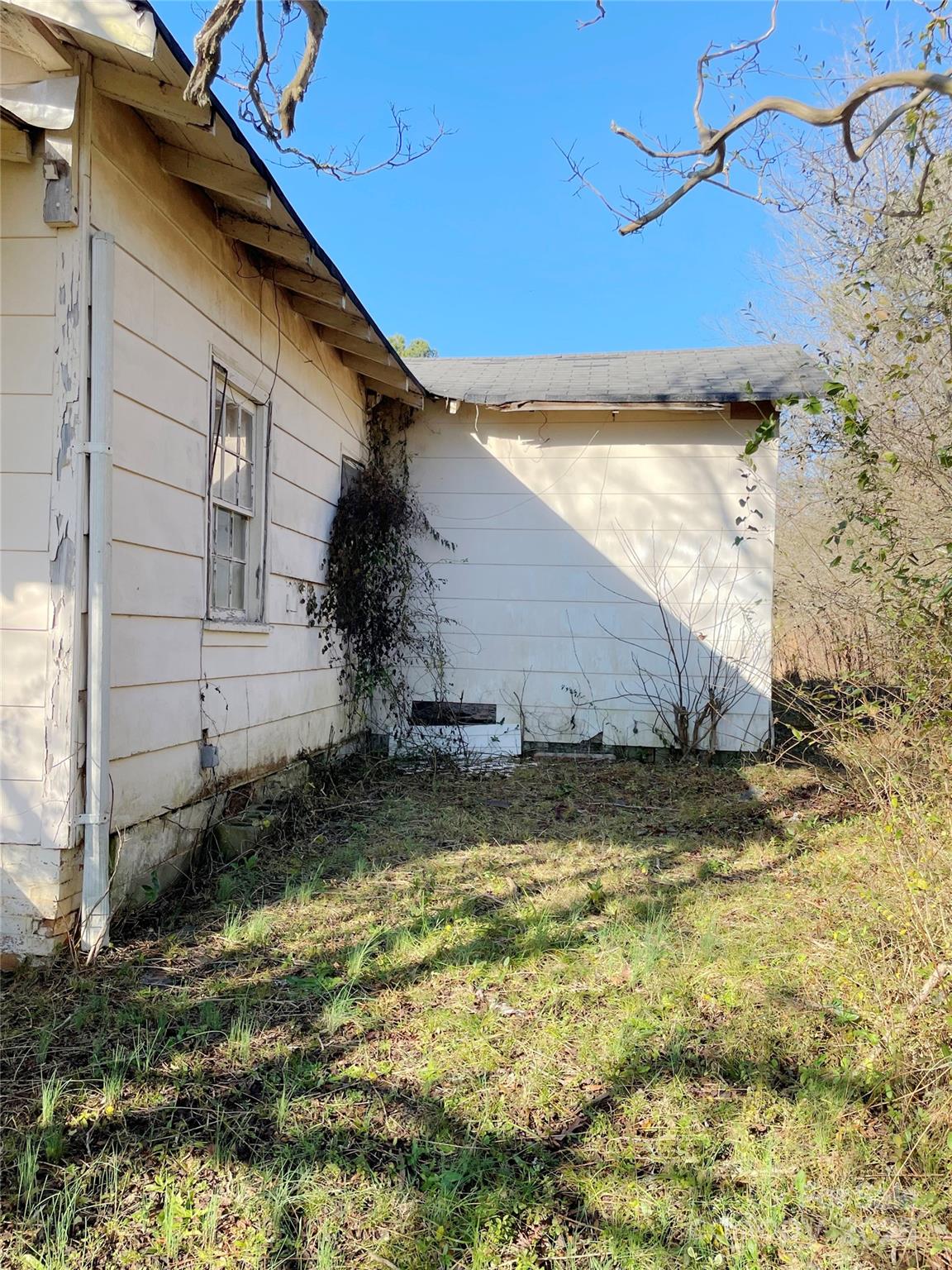 32 Tell Davidson Road — Chesterfield