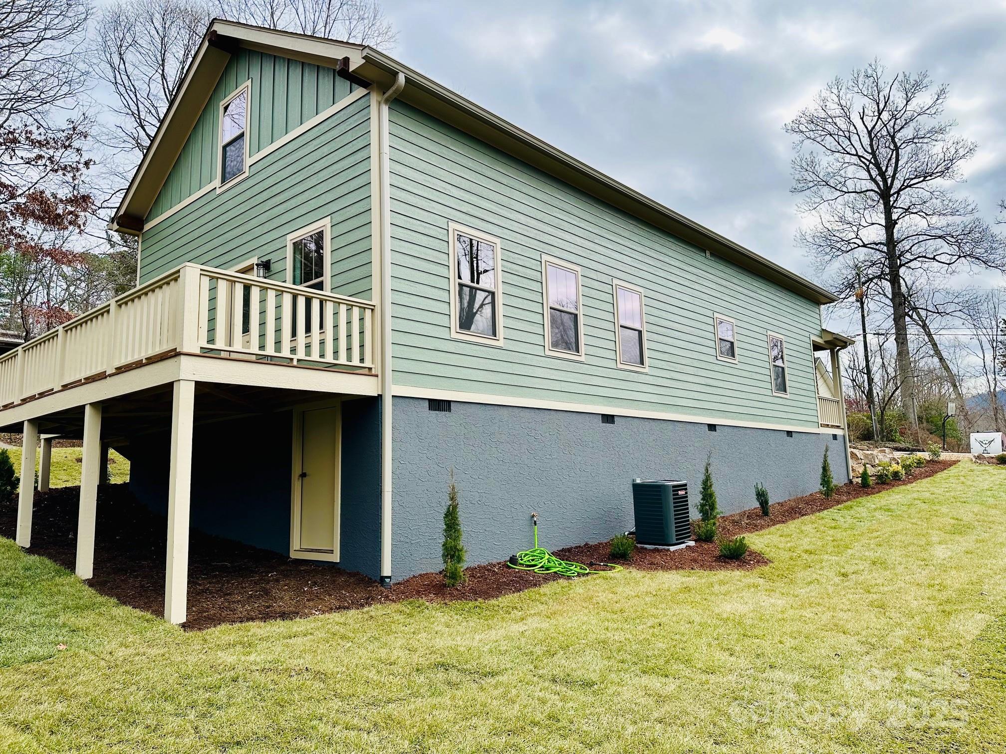 308 Ninth Street — Black Mountain