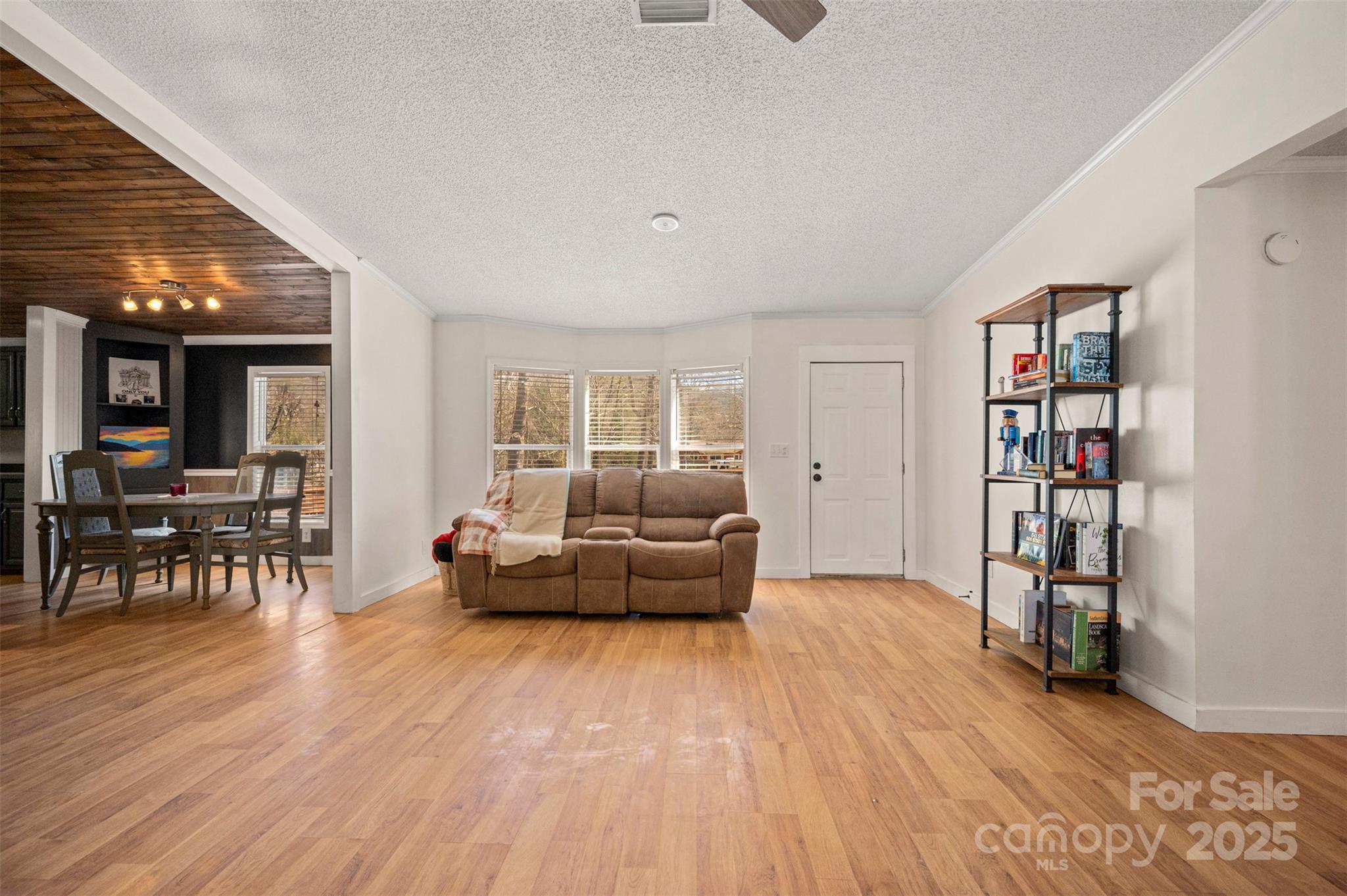 121 Julian Way — Lake Lure
