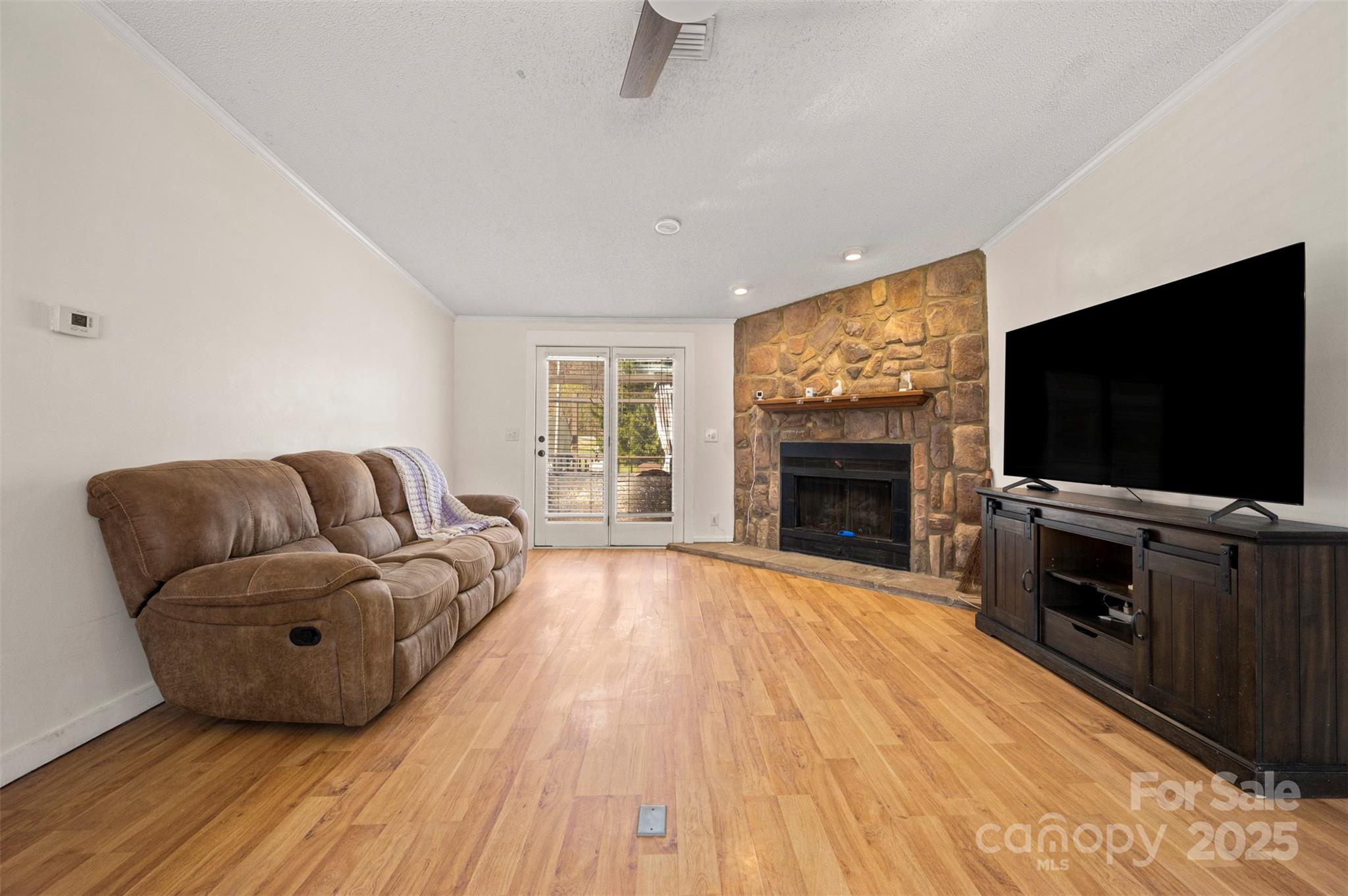 121 Julian Way — Lake Lure