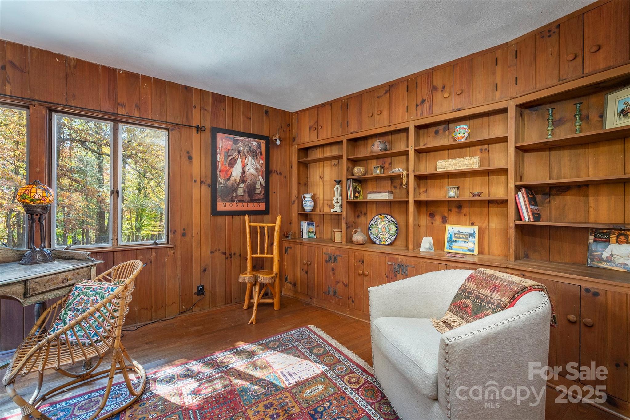 102 Weaver Mill Road — Columbus