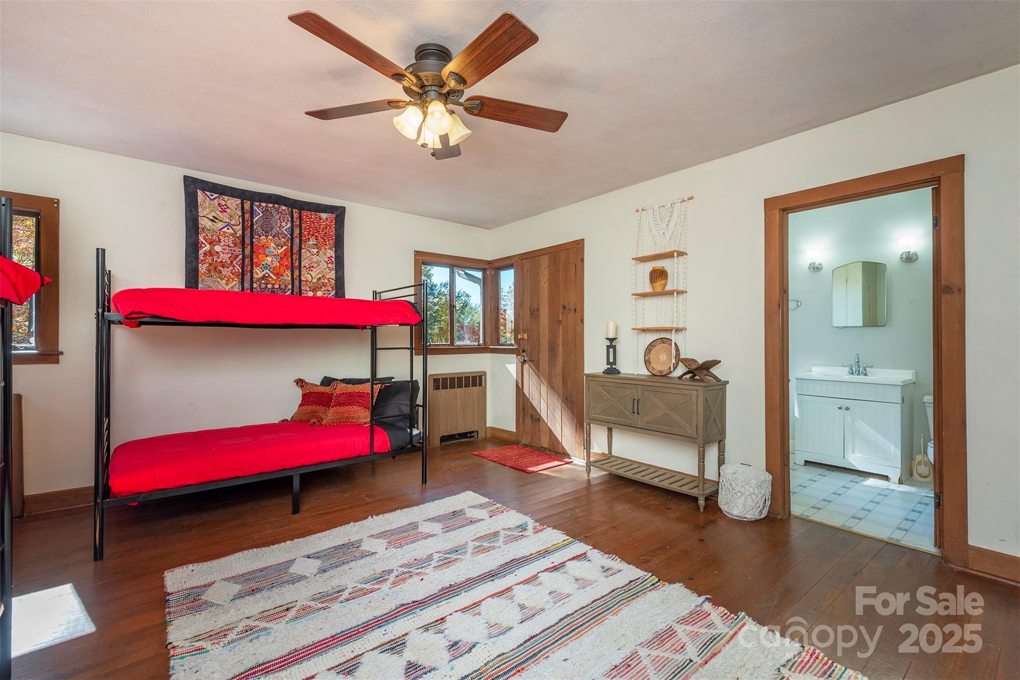102 Weaver Mill Road — Columbus