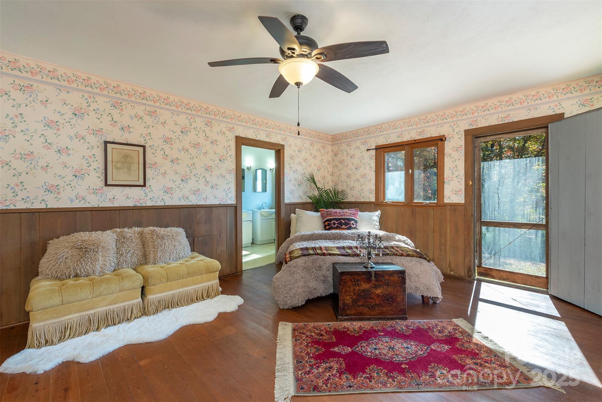 102 Weaver Mill Road — Columbus