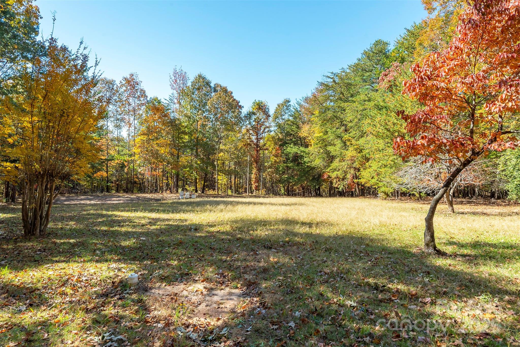 102 Weaver Mill Road — Columbus