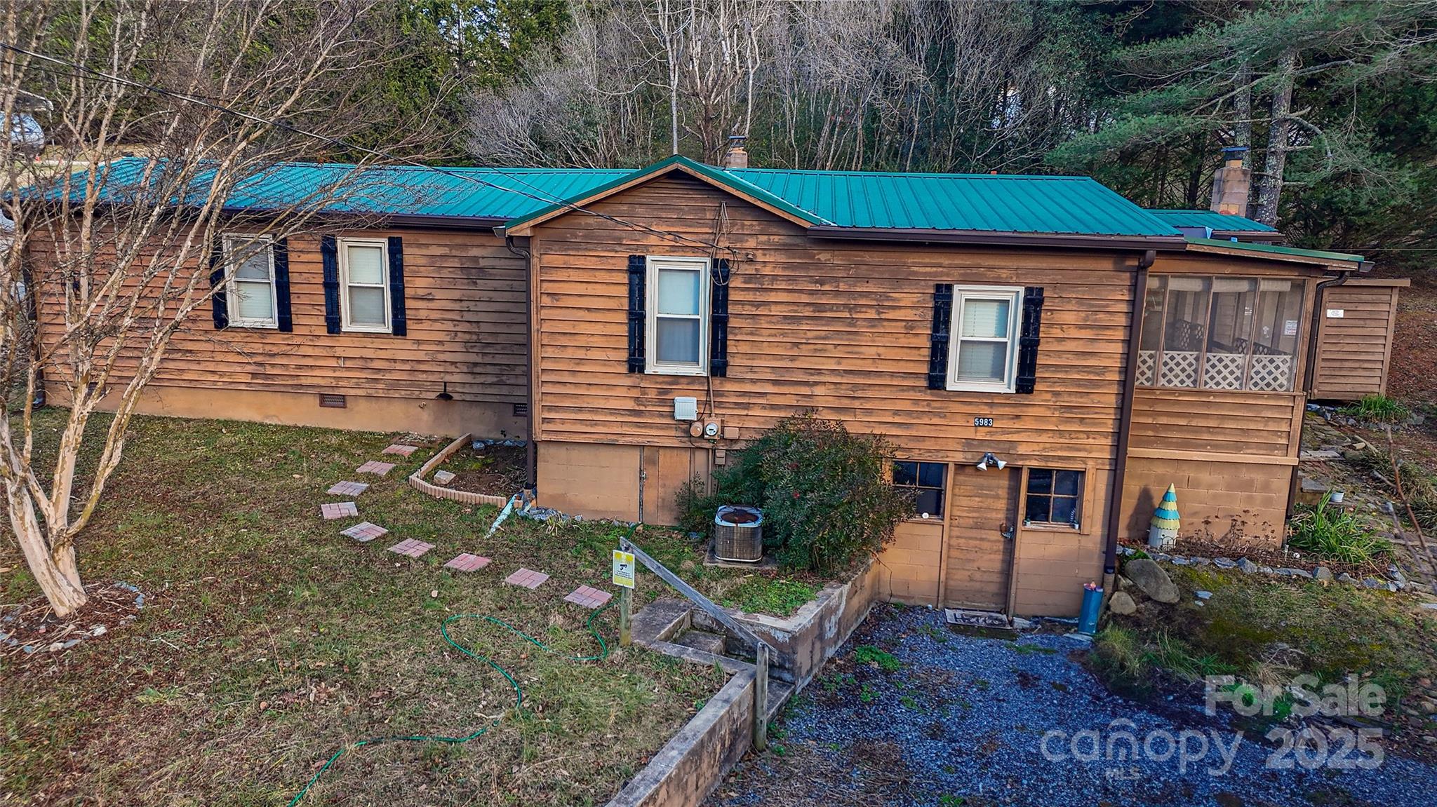 5983 Bollinger Loop — Morganton