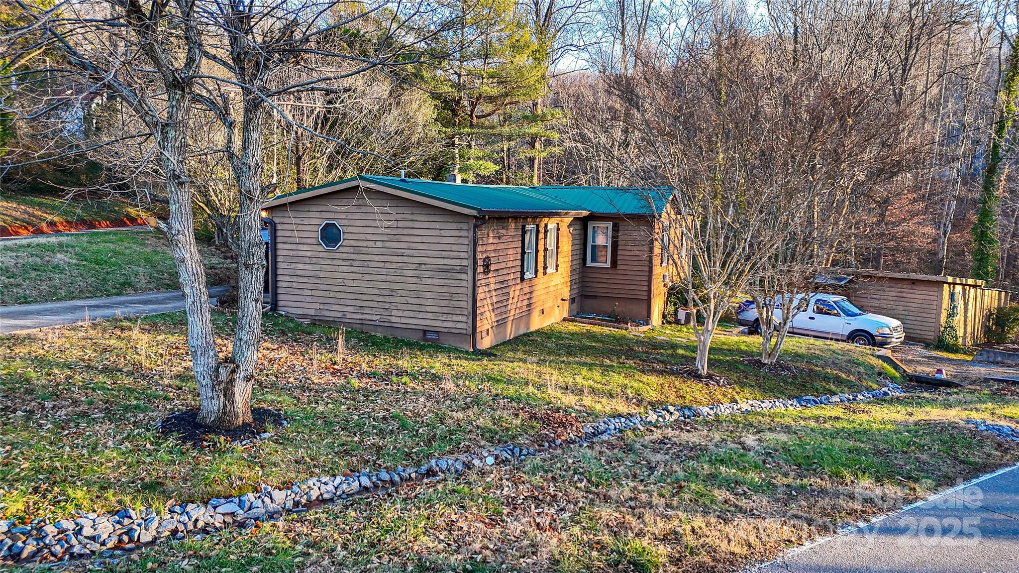 5983 Bollinger Loop — Morganton