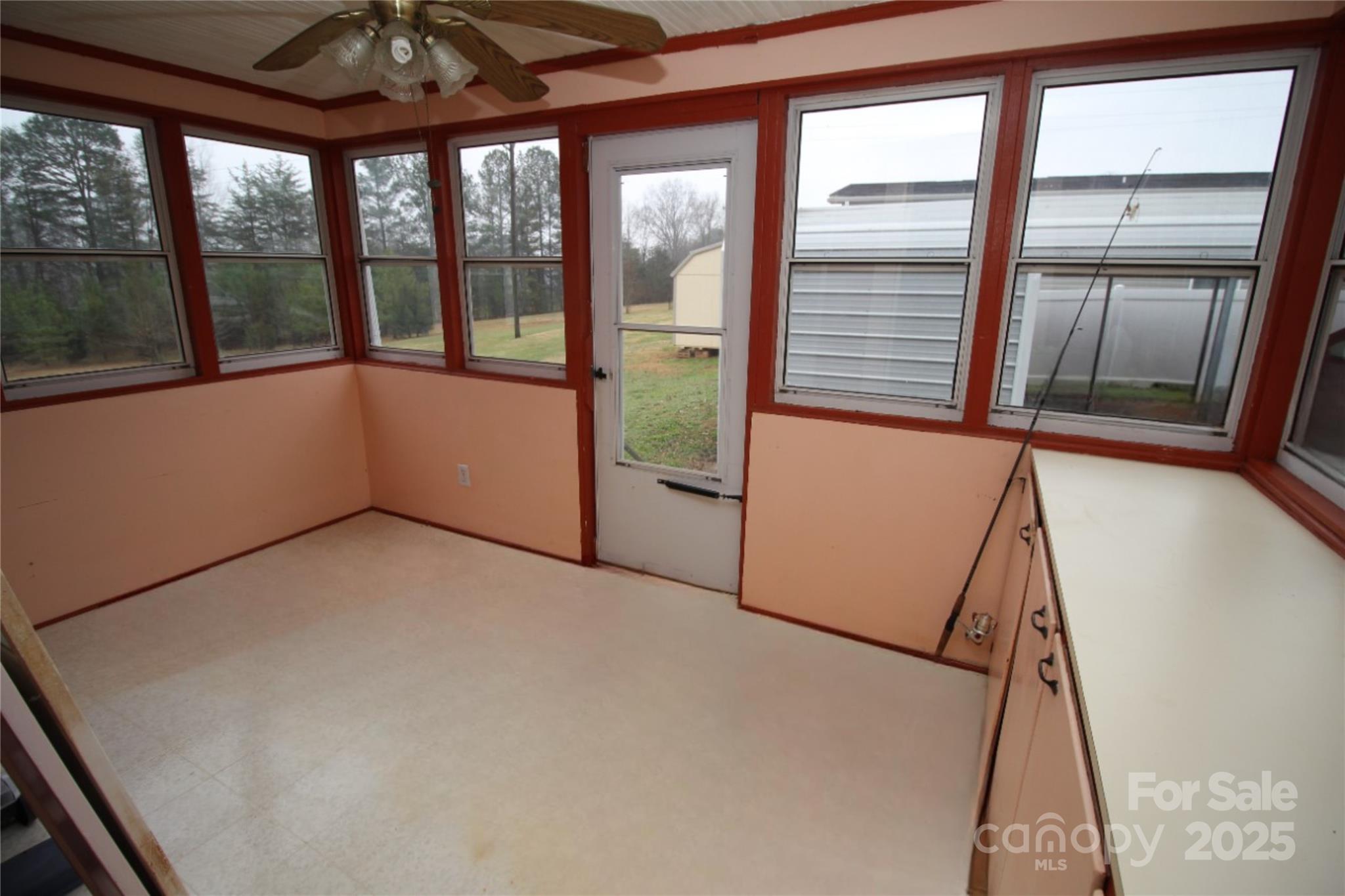 2913 & 2901 Wesleyan Church Road — Lincolnton