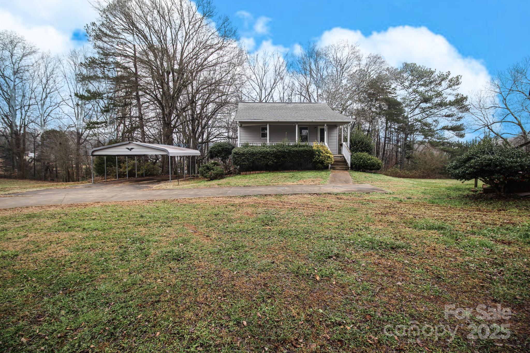2913 & 2901 Wesleyan Church Road — Lincolnton