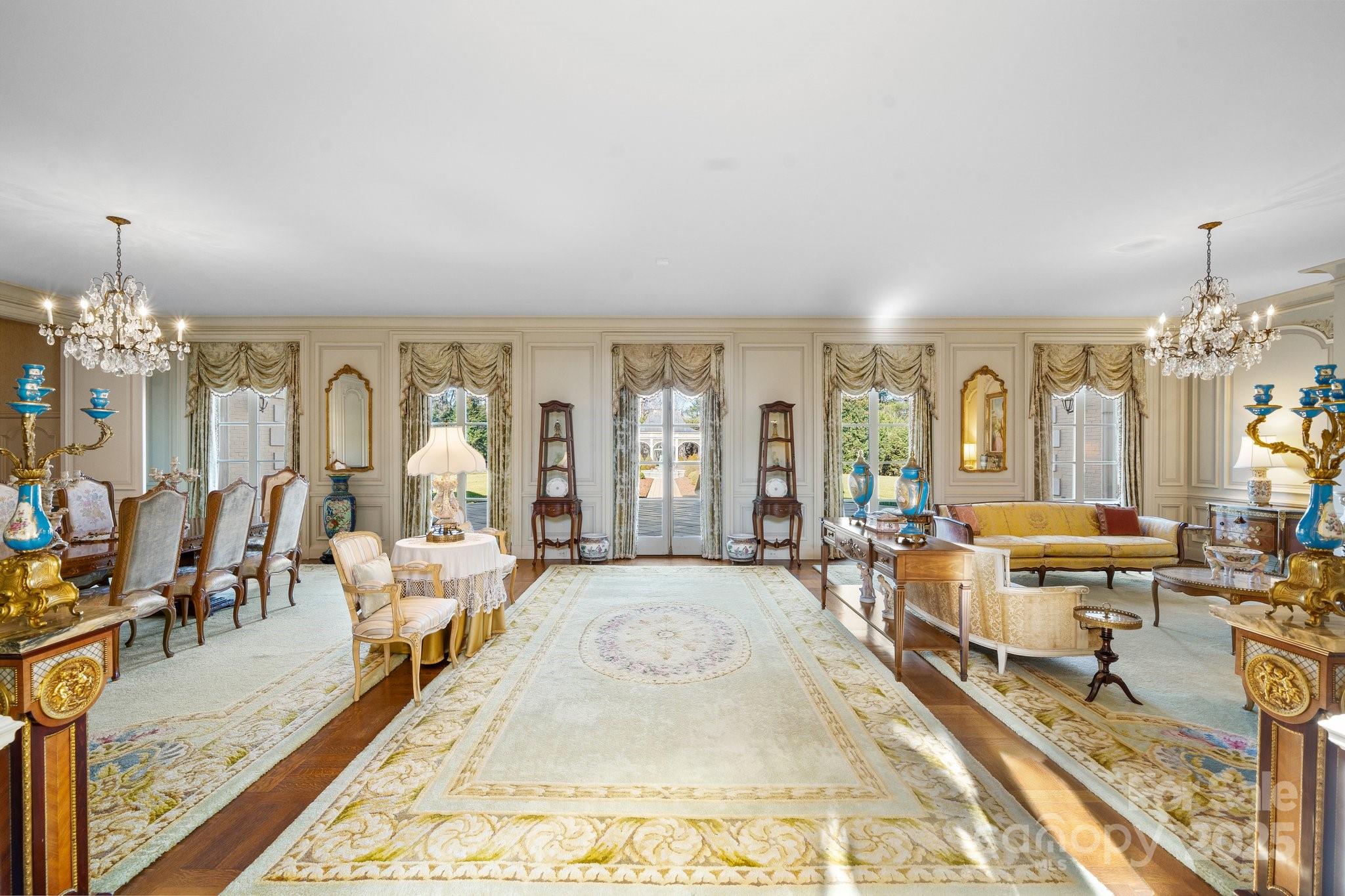135 Claron Place SE — Lenoir