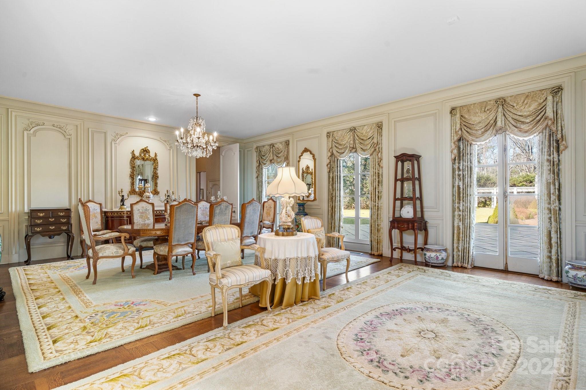 135 Claron Place SE — Lenoir