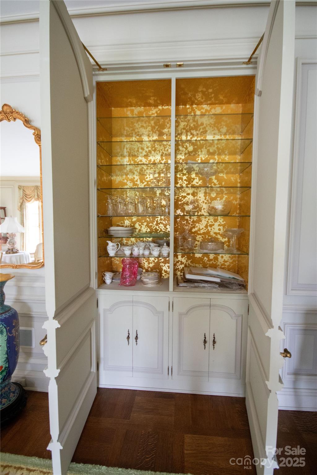 135 Claron Place SE — Lenoir