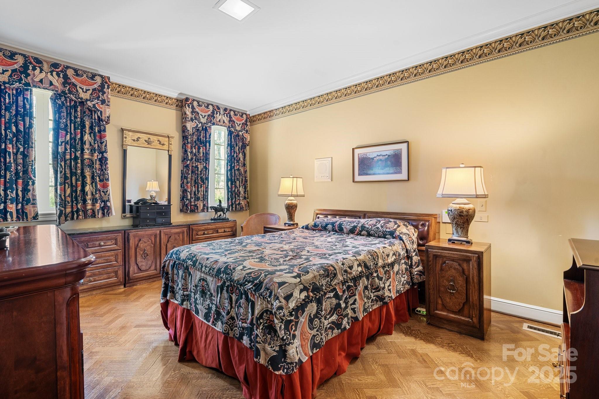 135 Claron Place SE — Lenoir