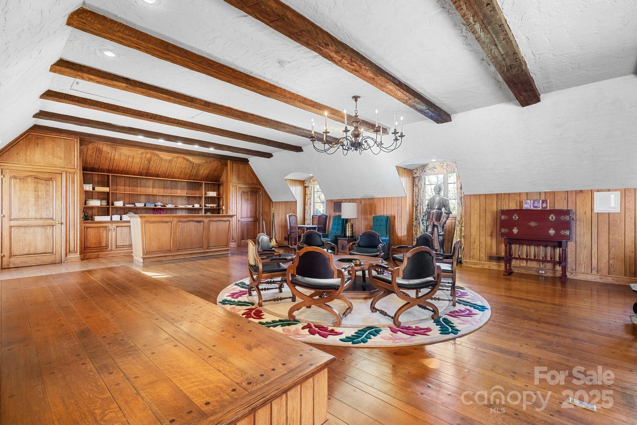 135 Claron Place SE — Lenoir