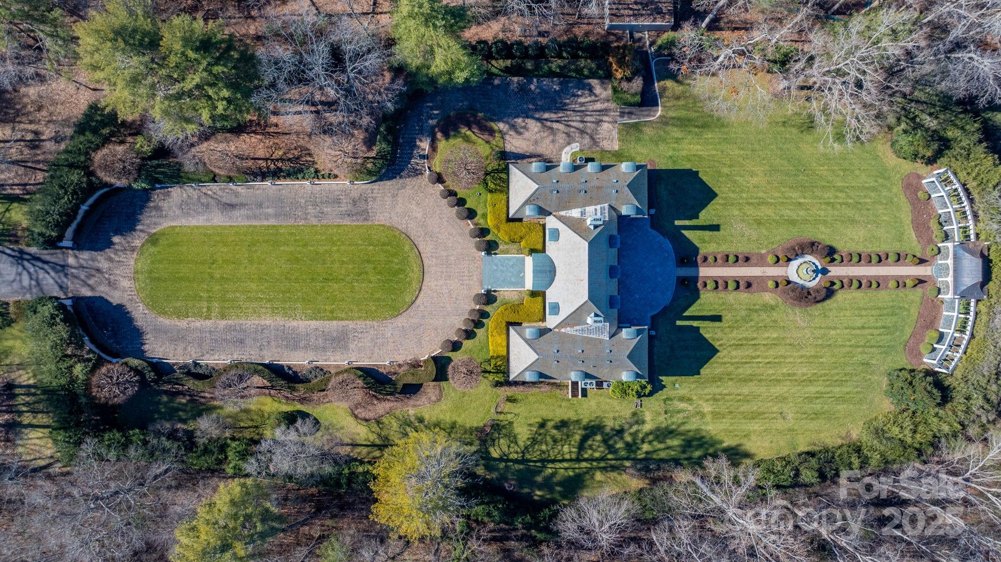135 Claron Place SE — Lenoir