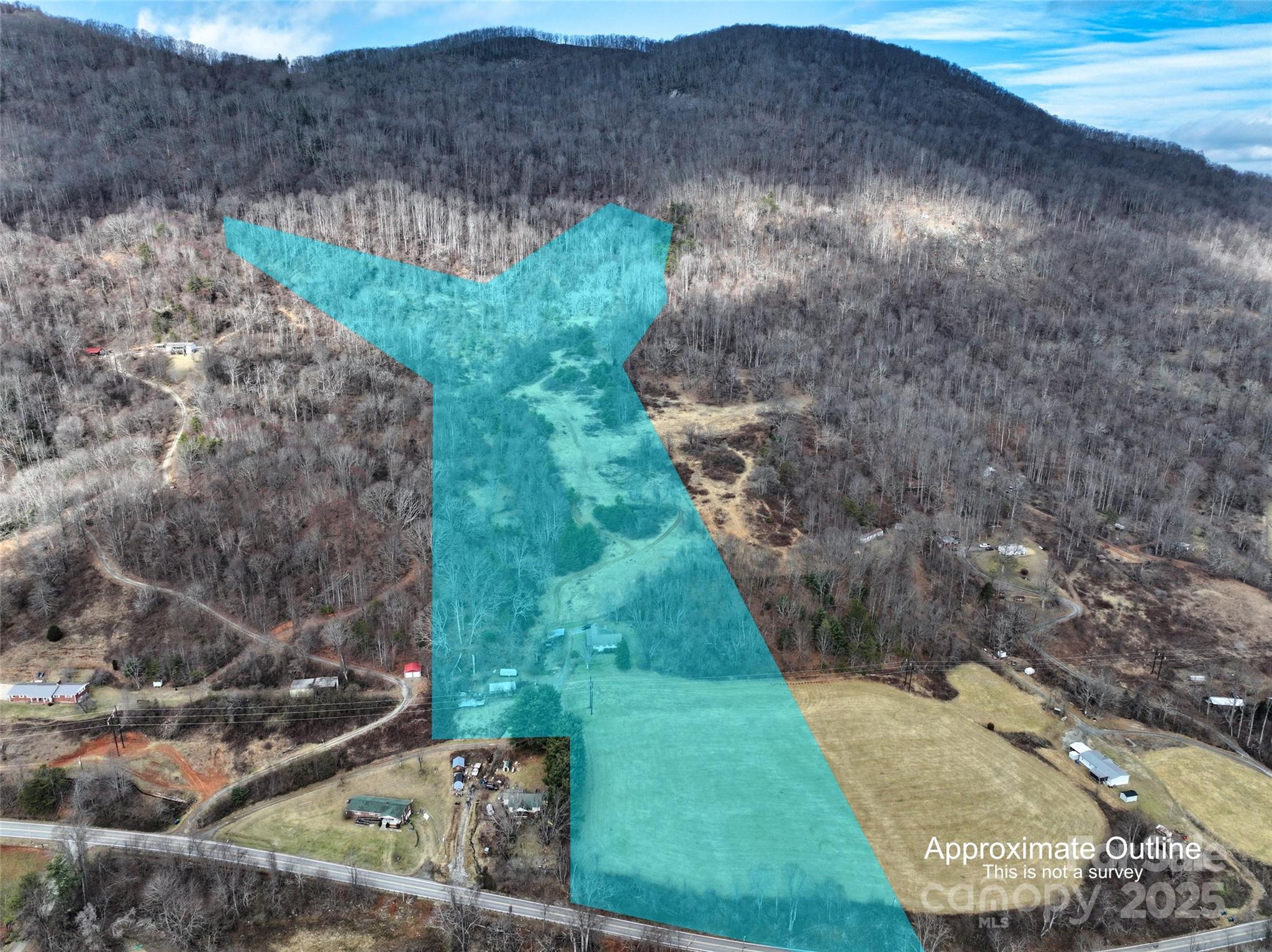 1567 Newfound Road — Leicester