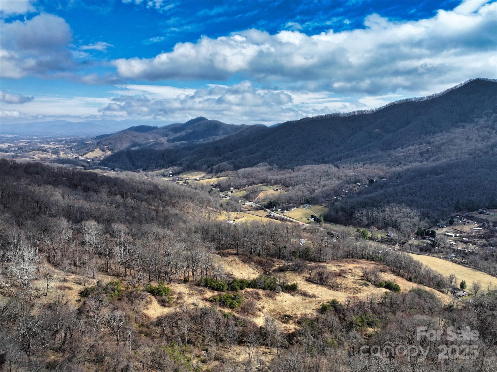 1567 Newfound Road — Leicester